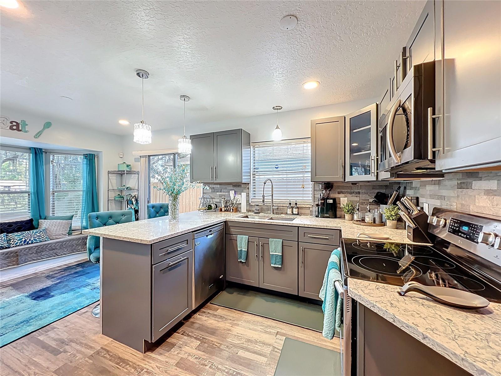 Image 11 of 44 For 2716 Curry Woods Drive