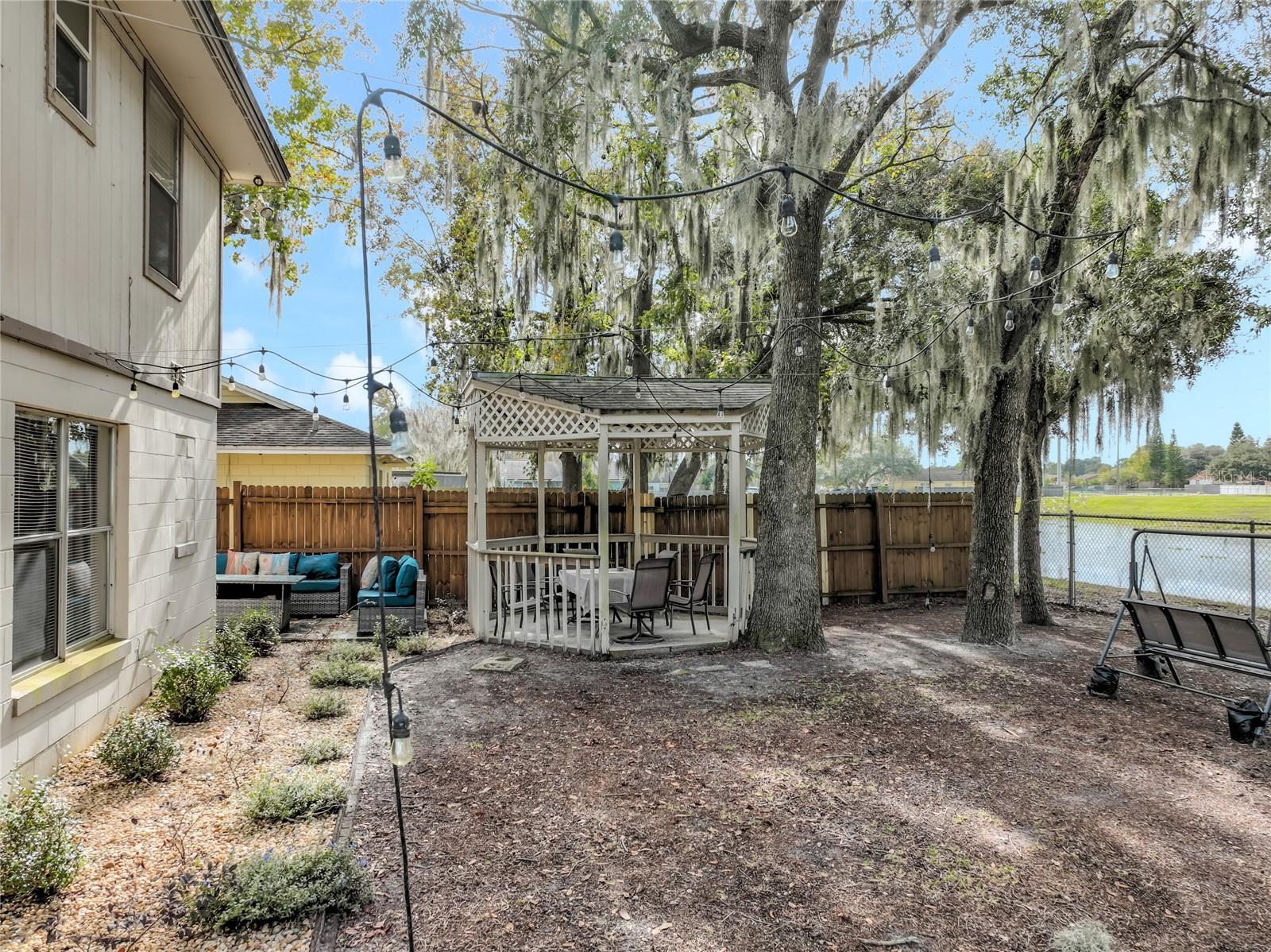 Image 33 of 44 For 2716 Curry Woods Drive