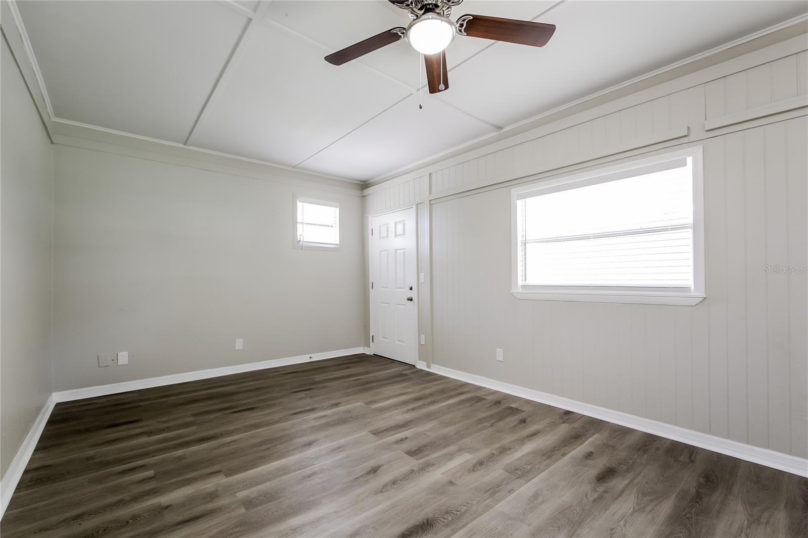 Image 3 of 16 For 107 Lake Elizabeth Drive