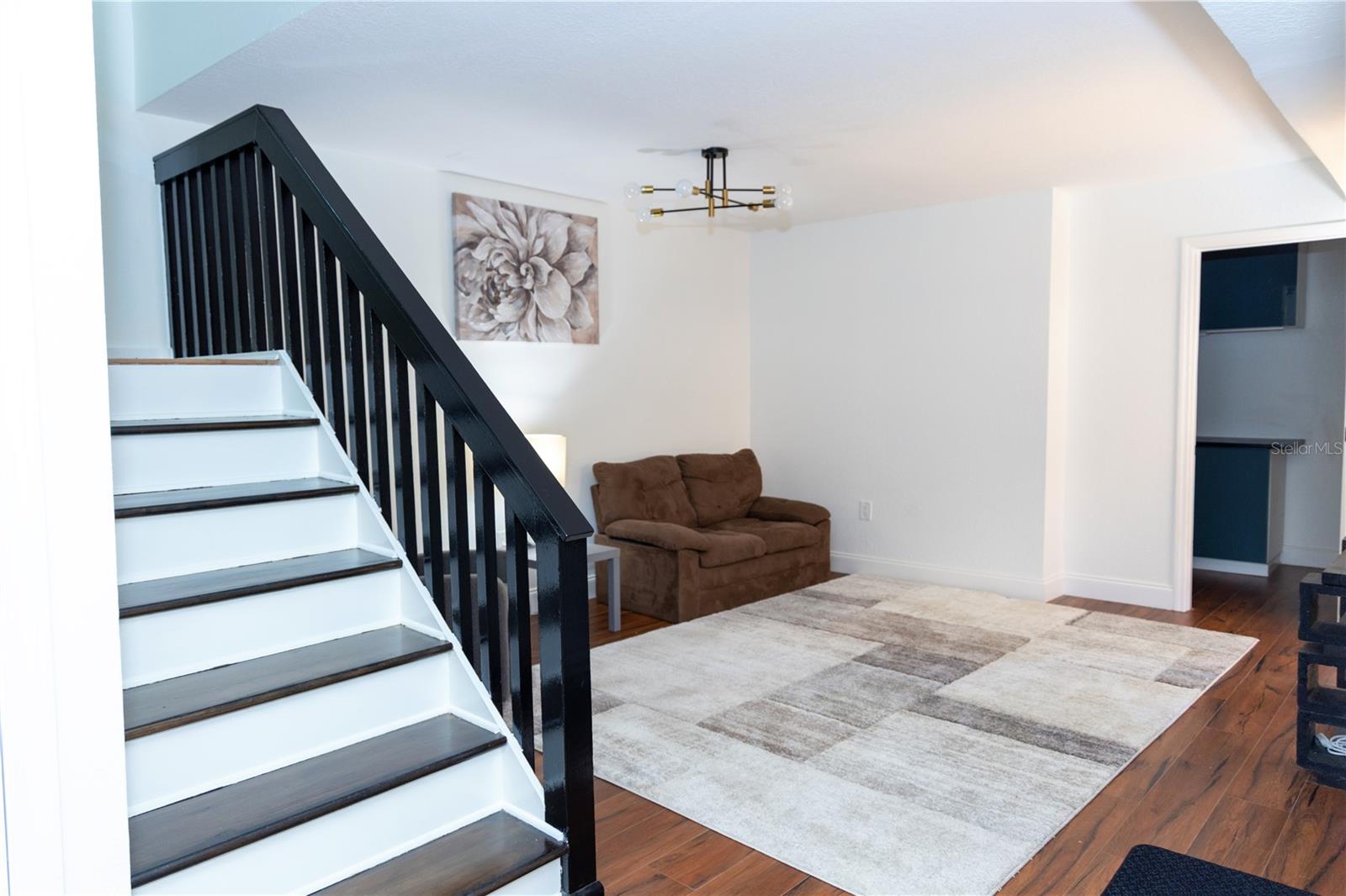 Image 8 of 19 For 1794 Park Avenue