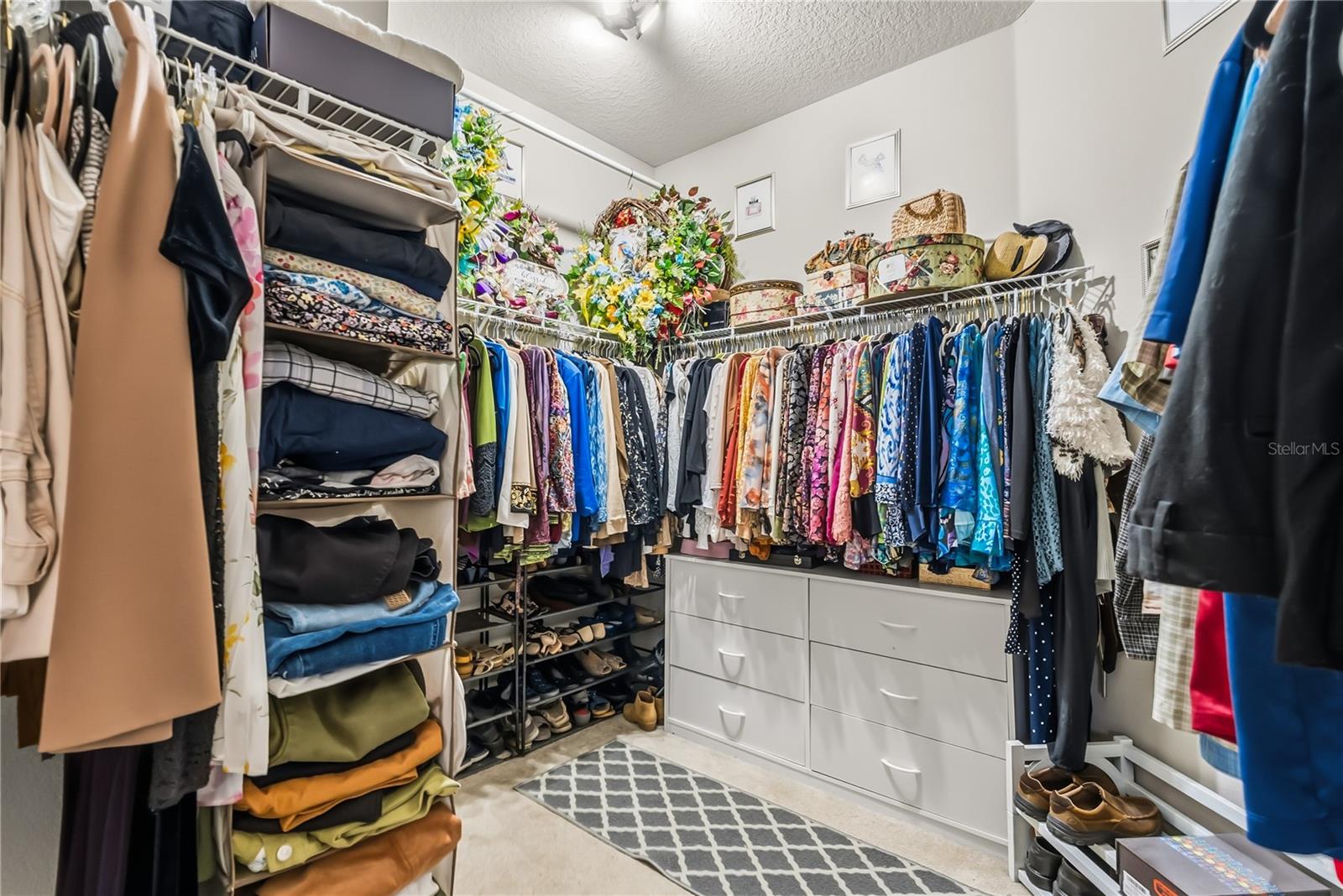 Image 17 of 35 For 3136 Irish Peach Drive