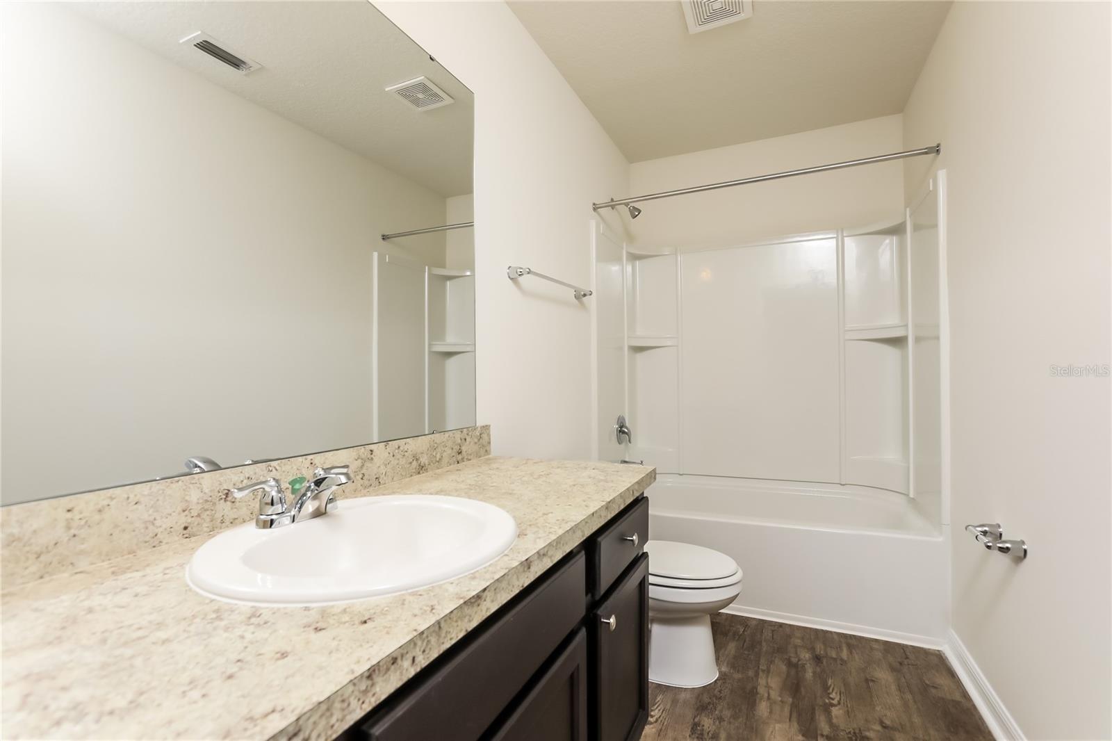 Image 11 of 17 For 3003 Gibraltar Boulevard