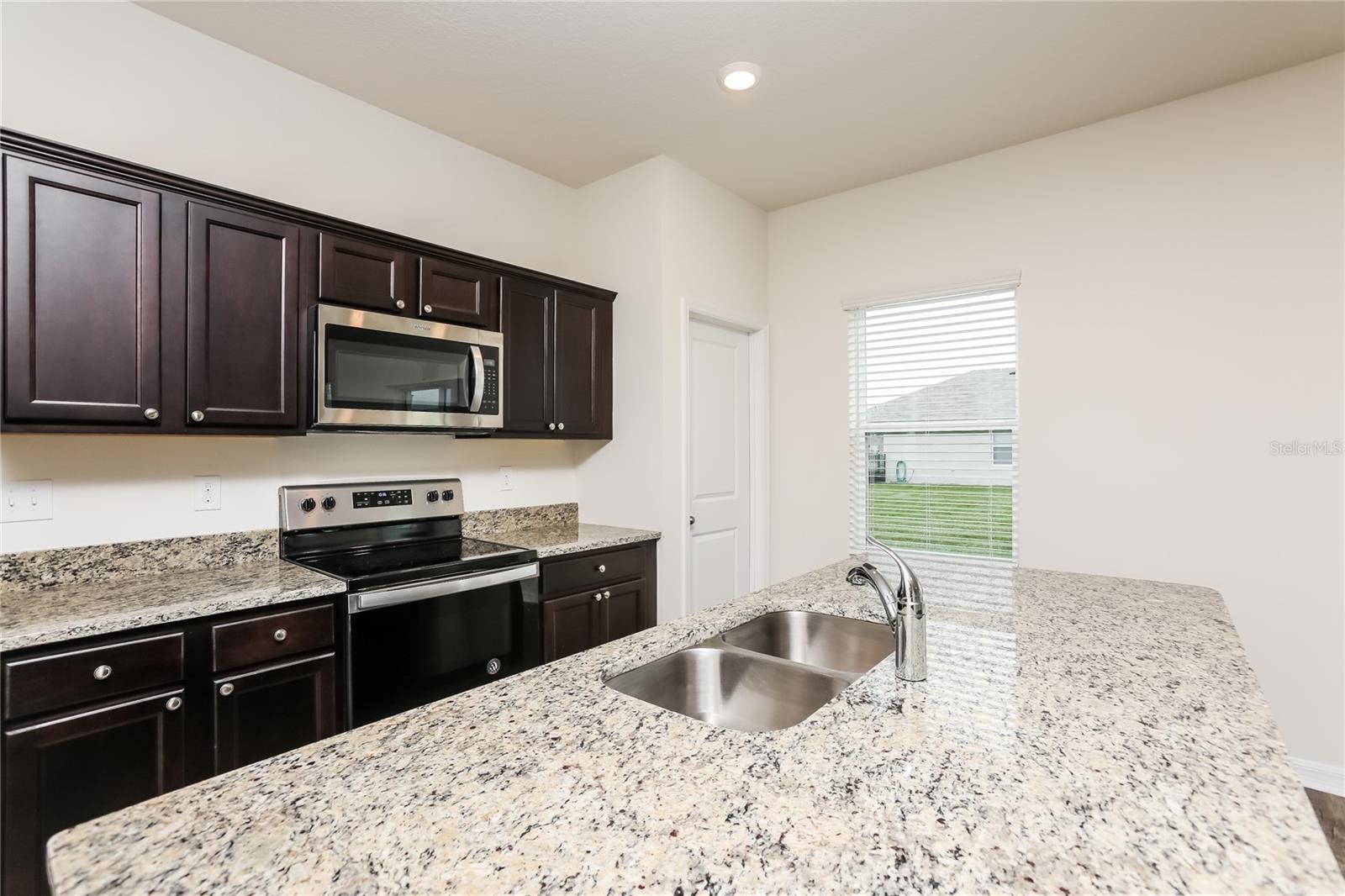 Image 5 of 17 For 3003 Gibraltar Boulevard