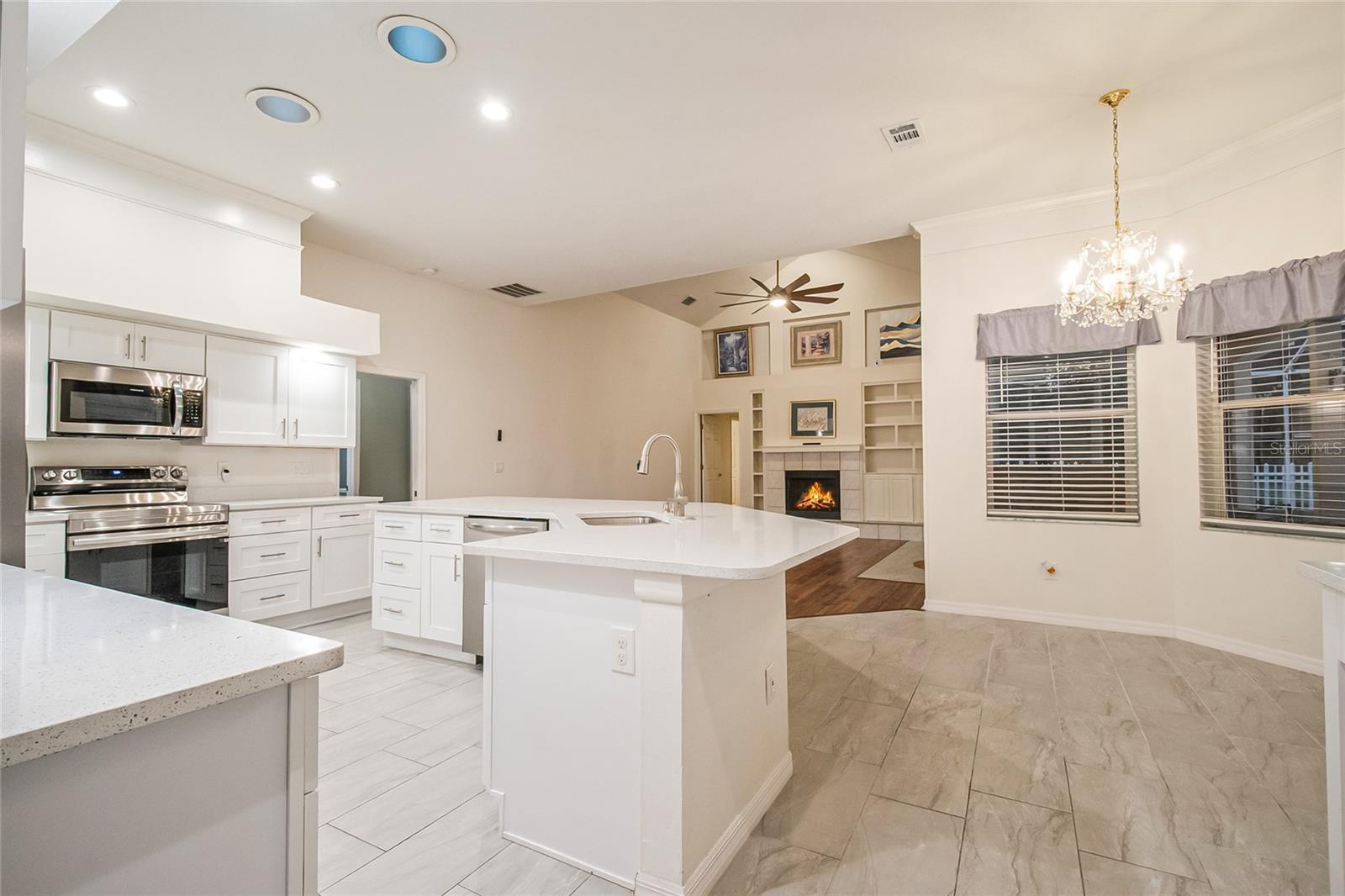 Image 10 of 74 For 229 Strathmore Circle