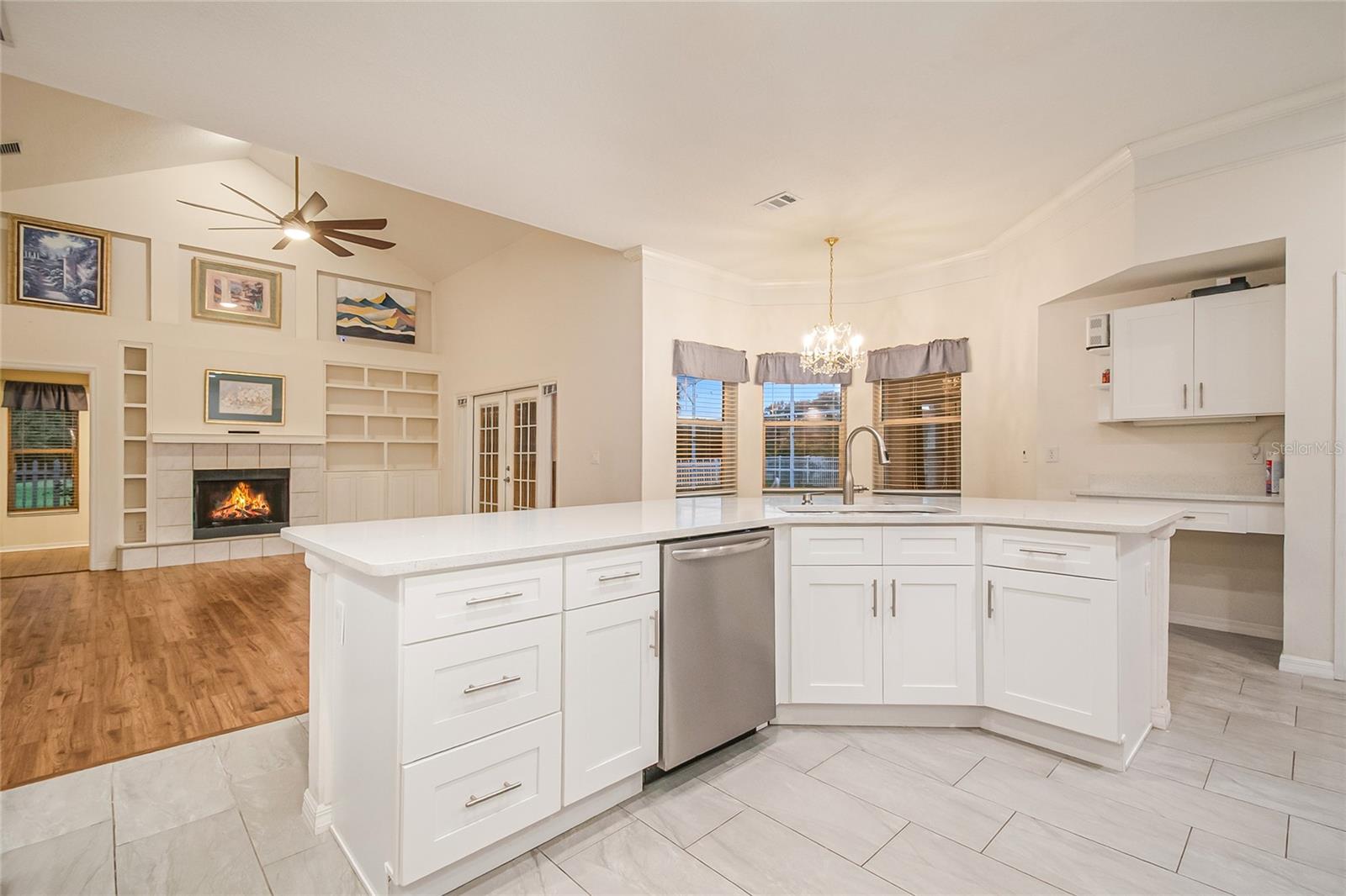 Image 14 of 74 For 229 Strathmore Circle