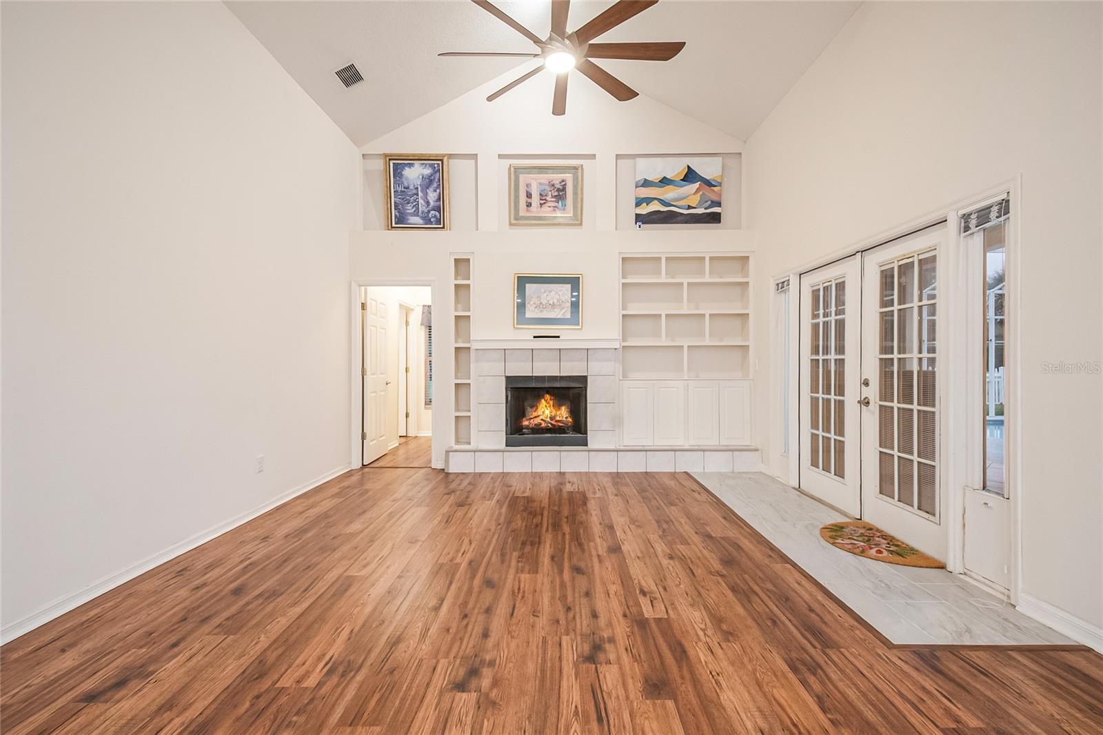 Image 17 of 74 For 229 Strathmore Circle