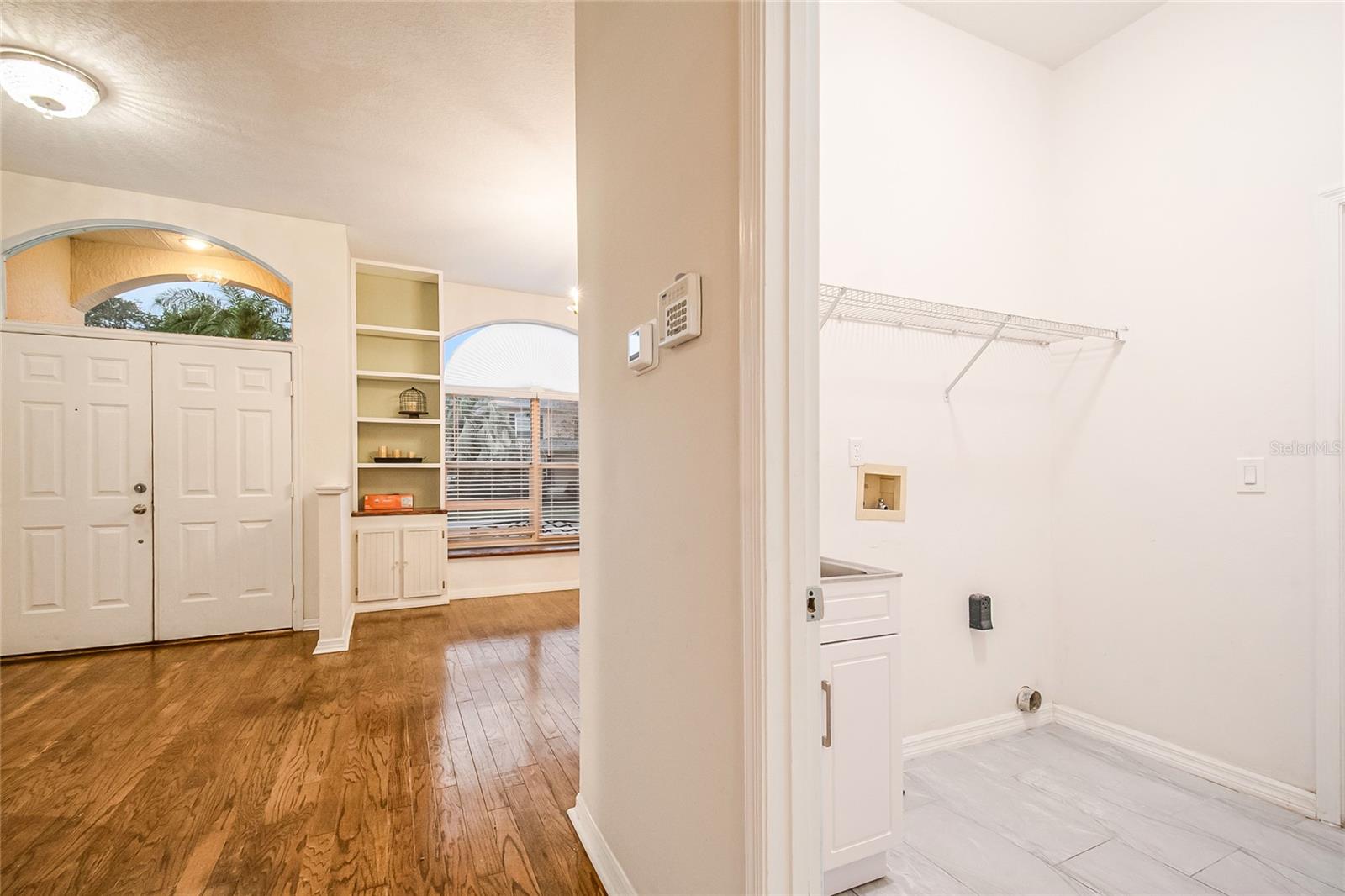 Image 31 of 74 For 229 Strathmore Circle