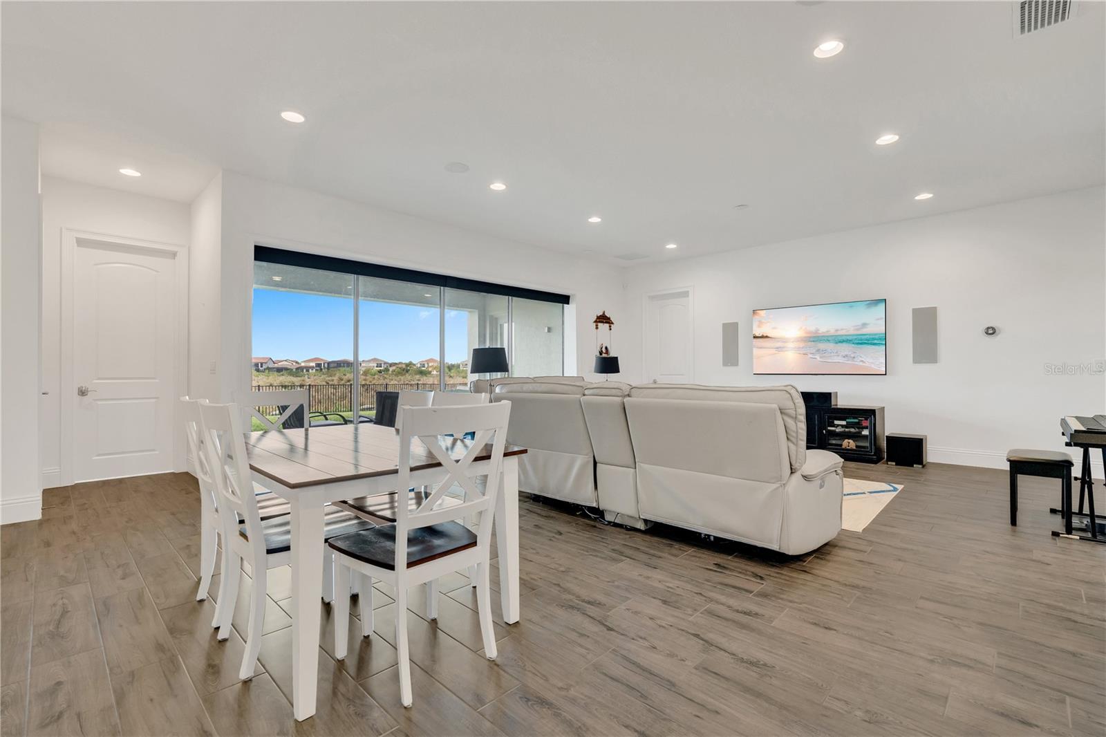 Image 12 of 74 For 13826 Abberwick Drive