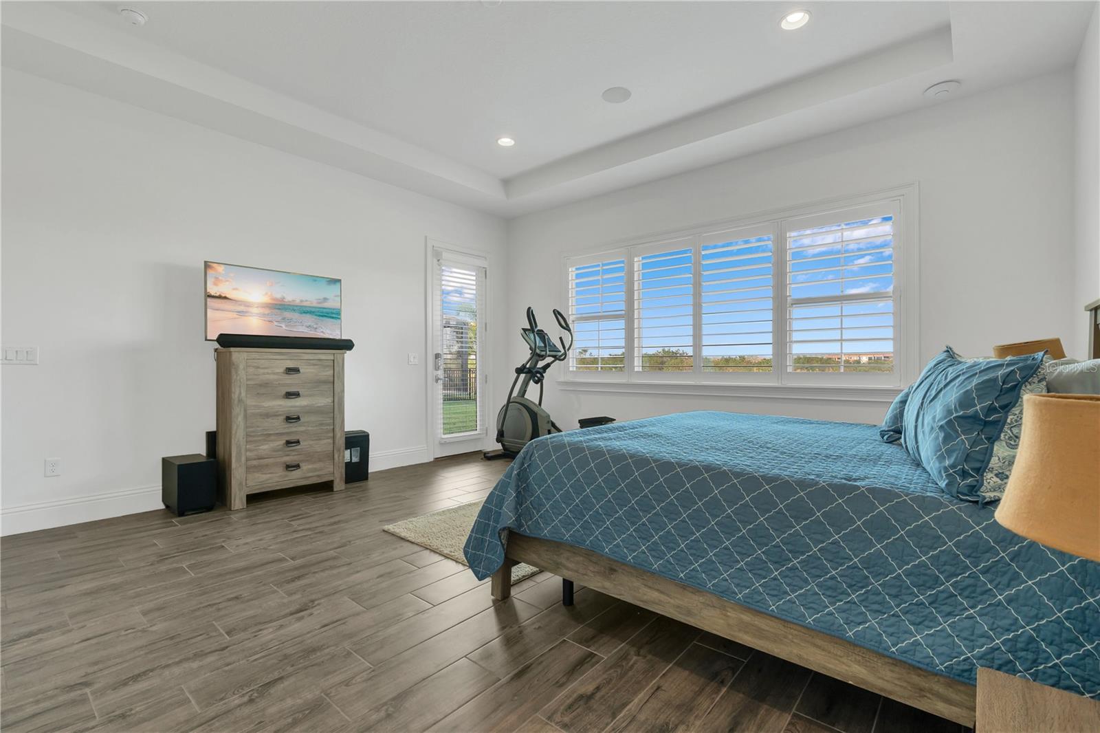 Image 24 of 74 For 13826 Abberwick Drive