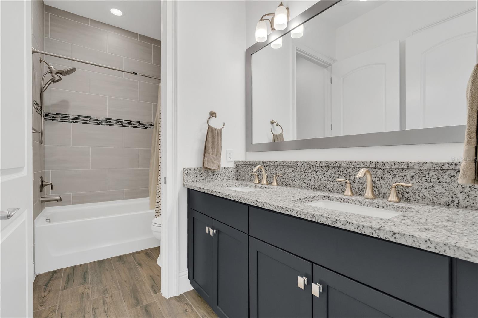 Image 29 of 74 For 13826 Abberwick Drive