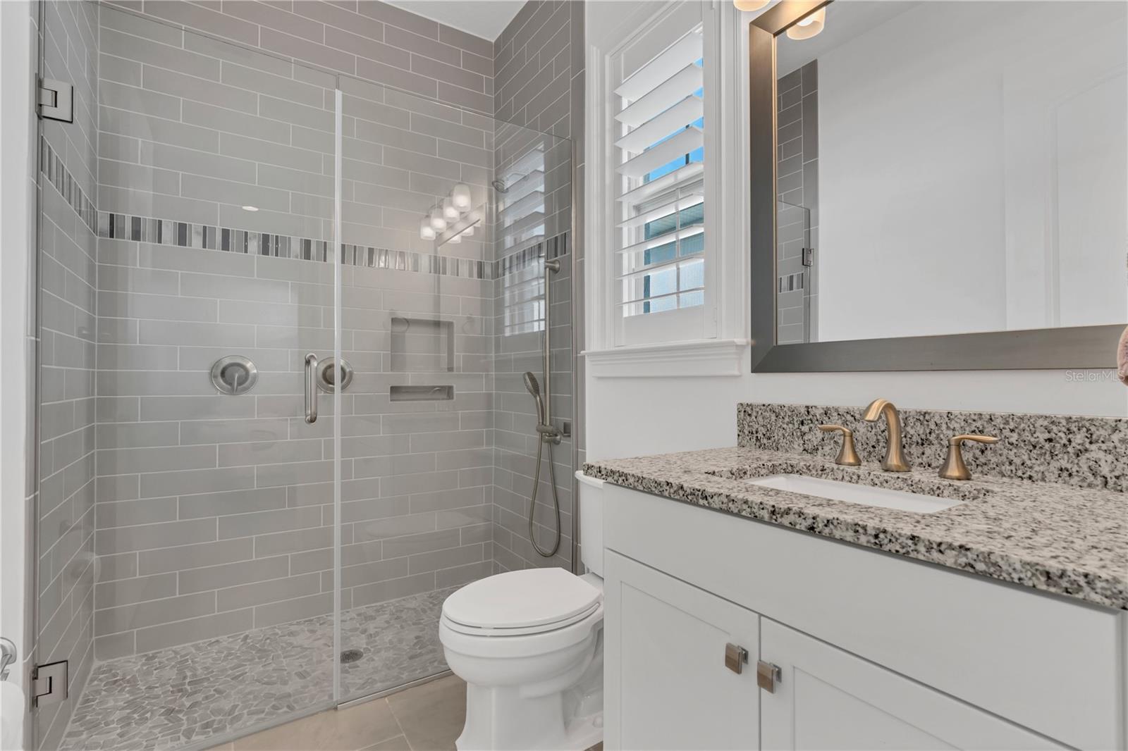 Image 32 of 74 For 13826 Abberwick Drive