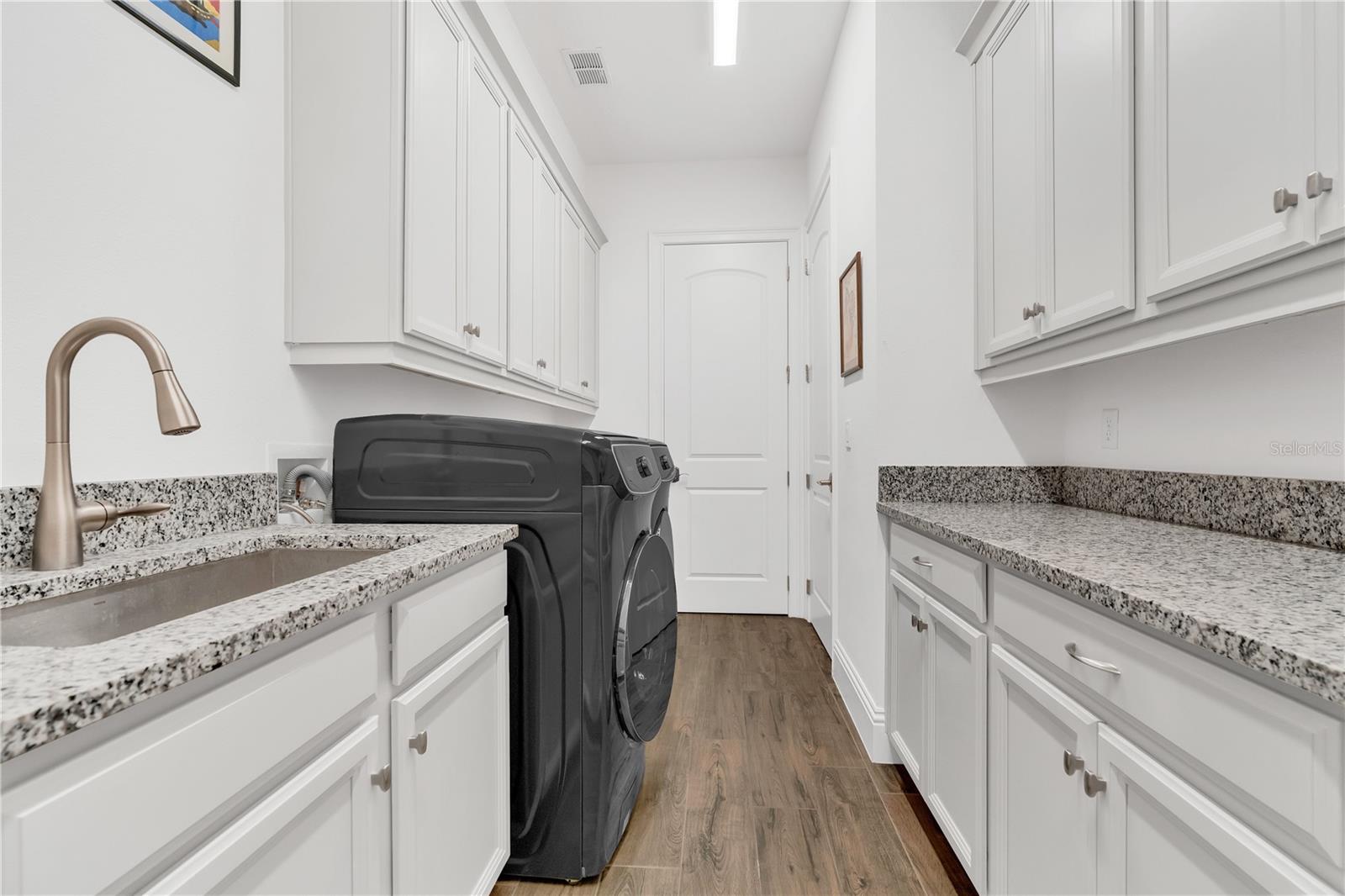 Image 34 of 74 For 13826 Abberwick Drive