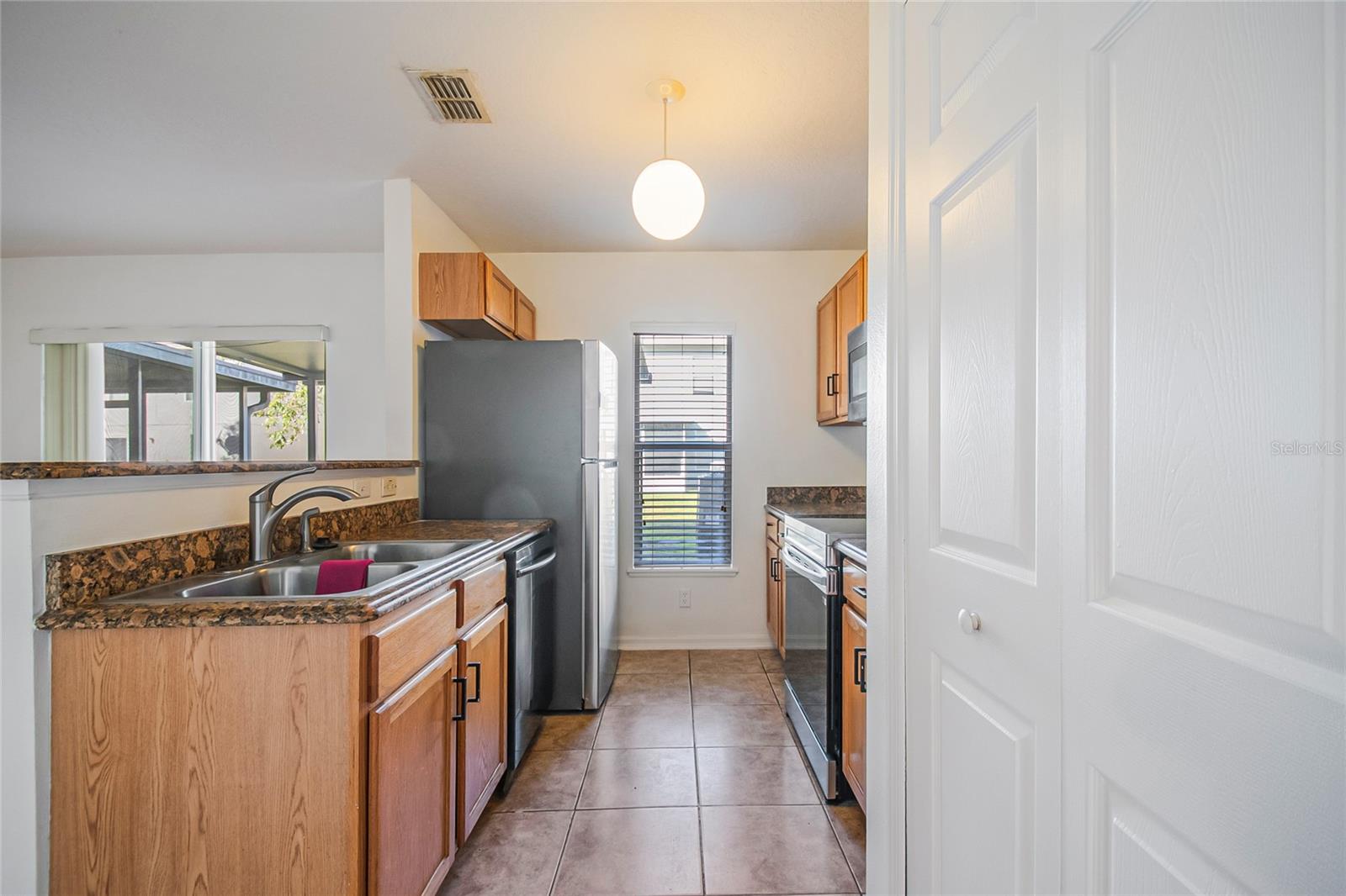 Image 10 of 55 For 2741 Merrieweather Lane