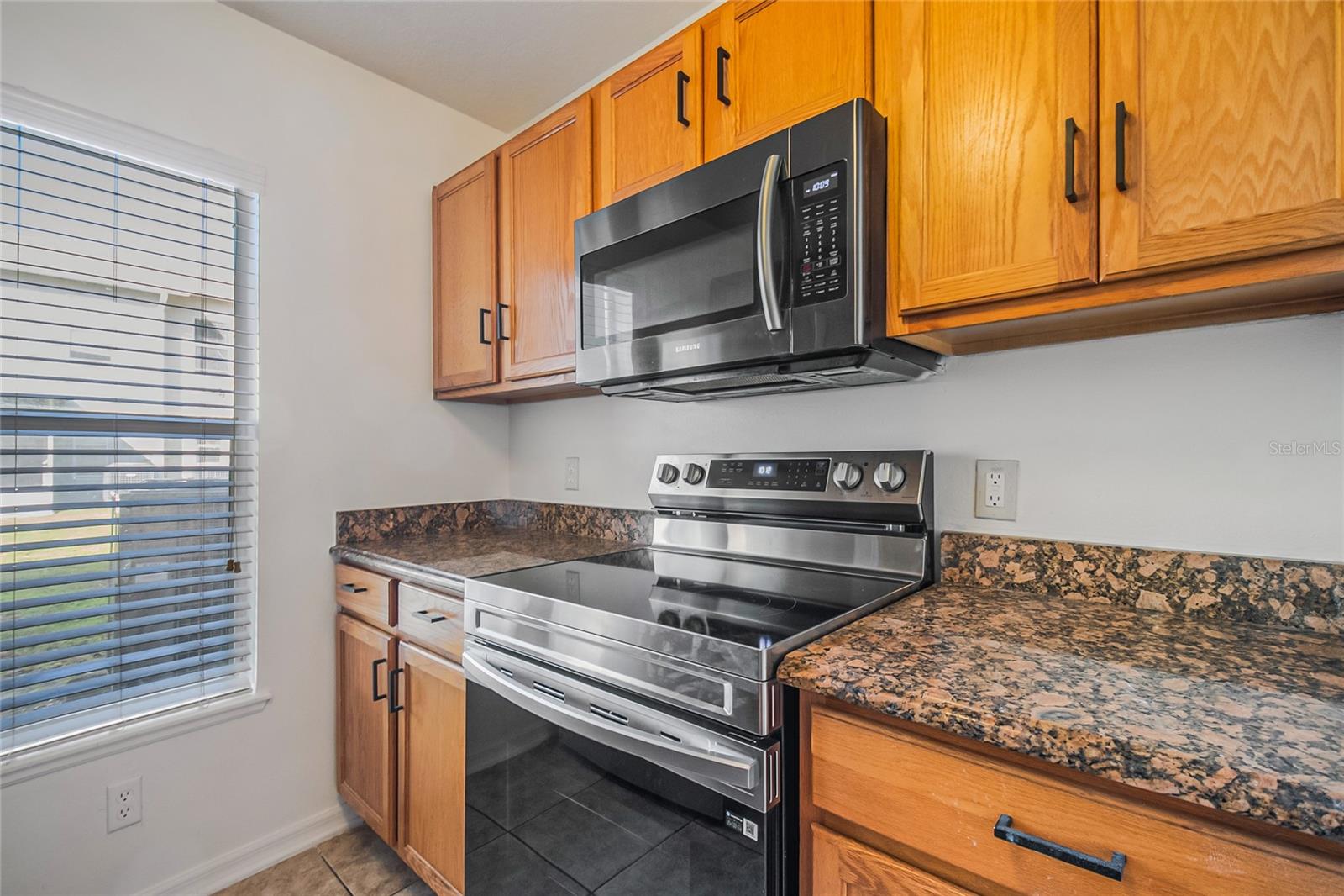 Image 11 of 55 For 2741 Merrieweather Lane