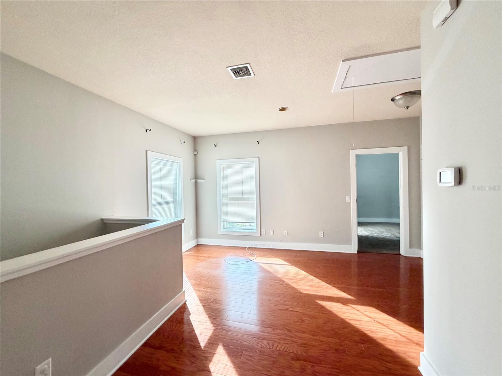 Image 14 of 40 For 2223 Amherst Avenue 2