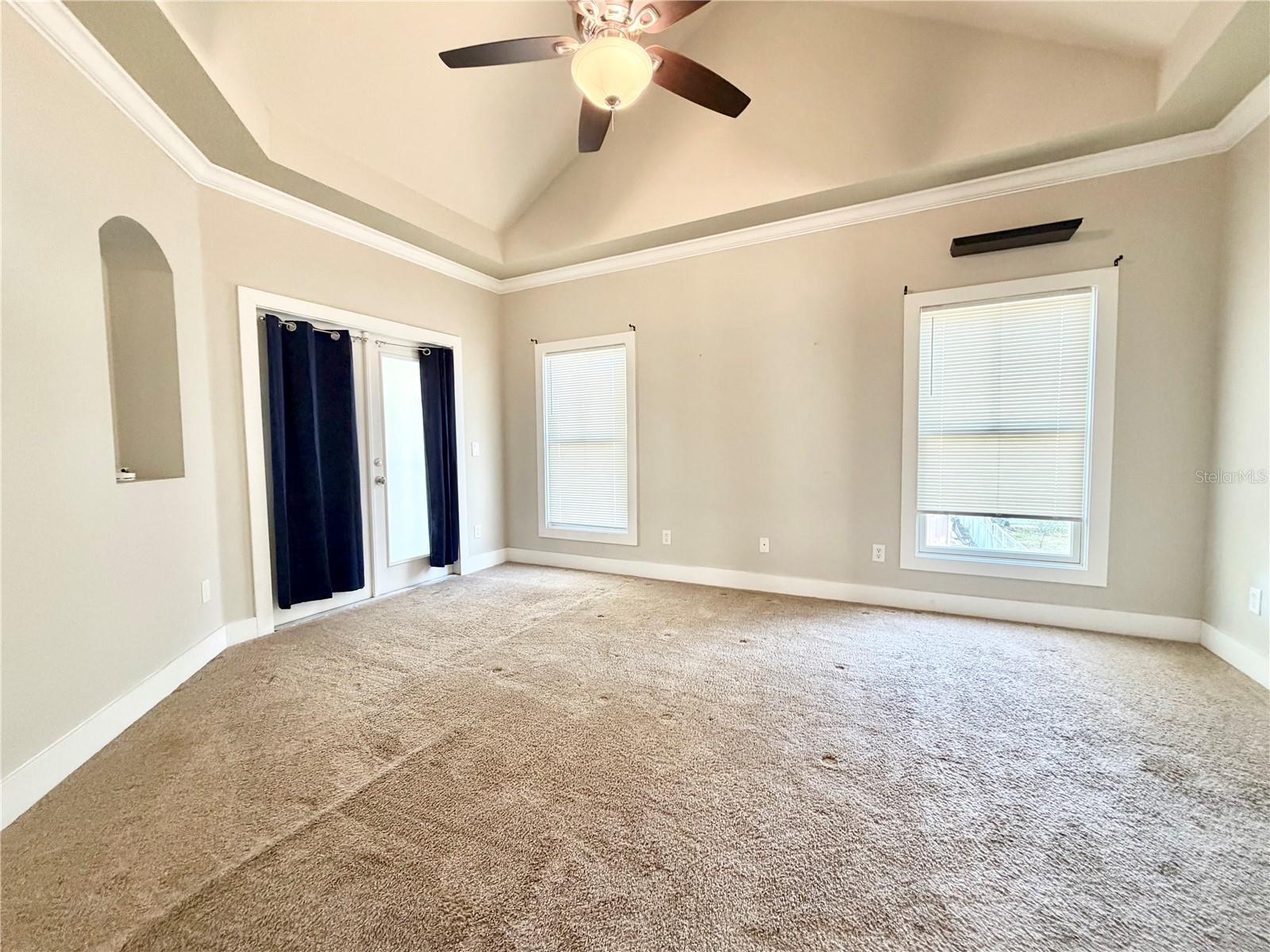 Image 15 of 40 For 2223 Amherst Avenue 2