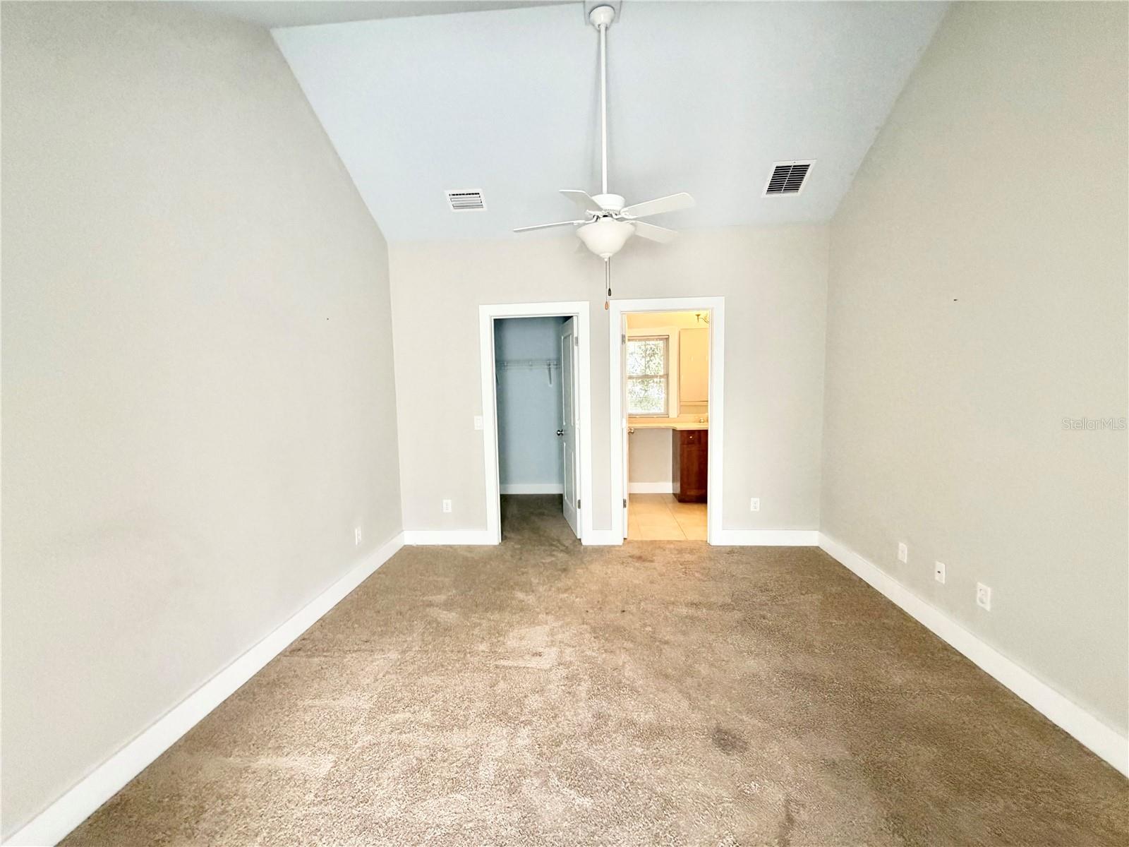 Image 34 of 40 For 2223 Amherst Avenue 2