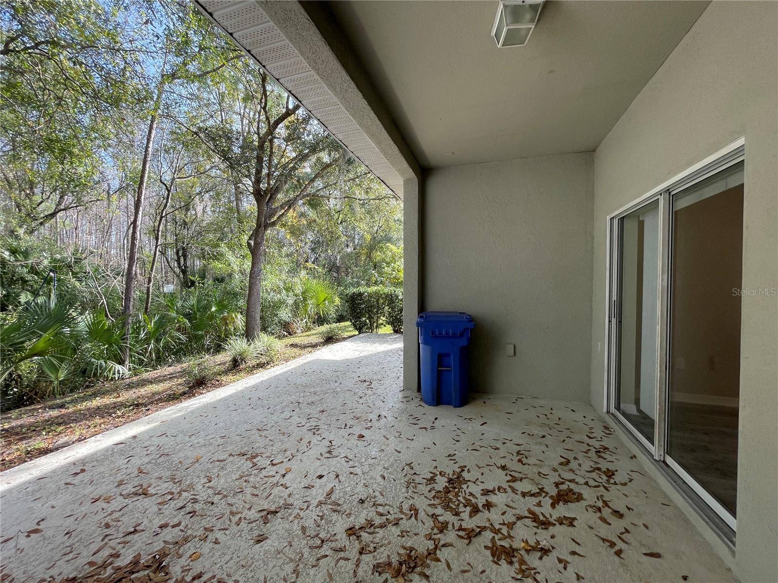 Image 16 of 16 For 16161 Colchester