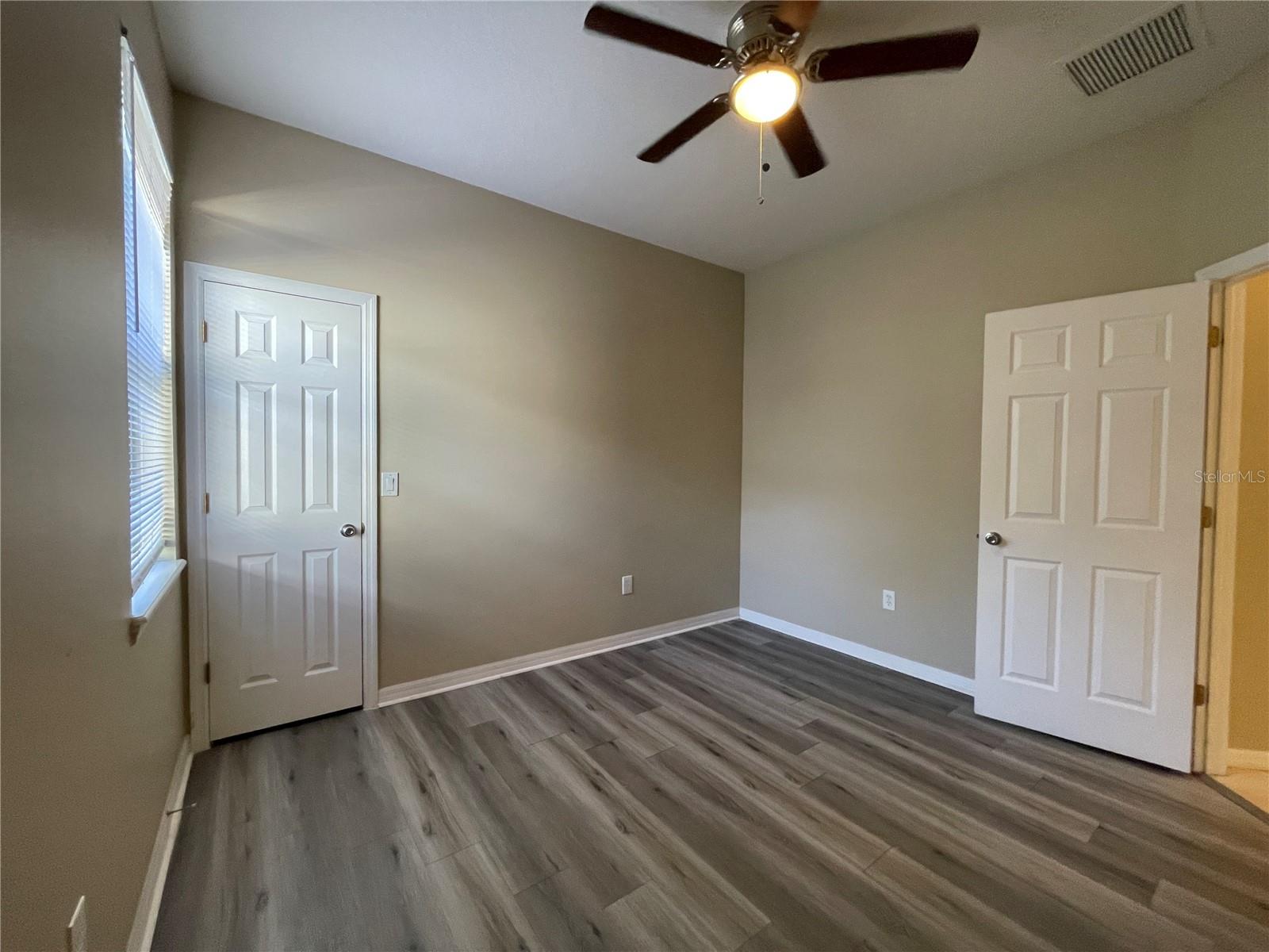 Image 8 of 16 For 16161 Colchester