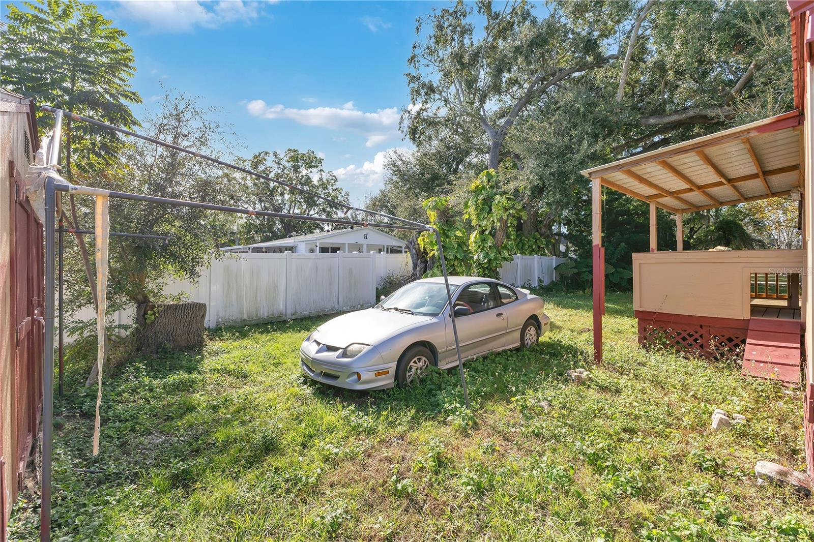 Image 21 of 31 For 829 Mckay Street