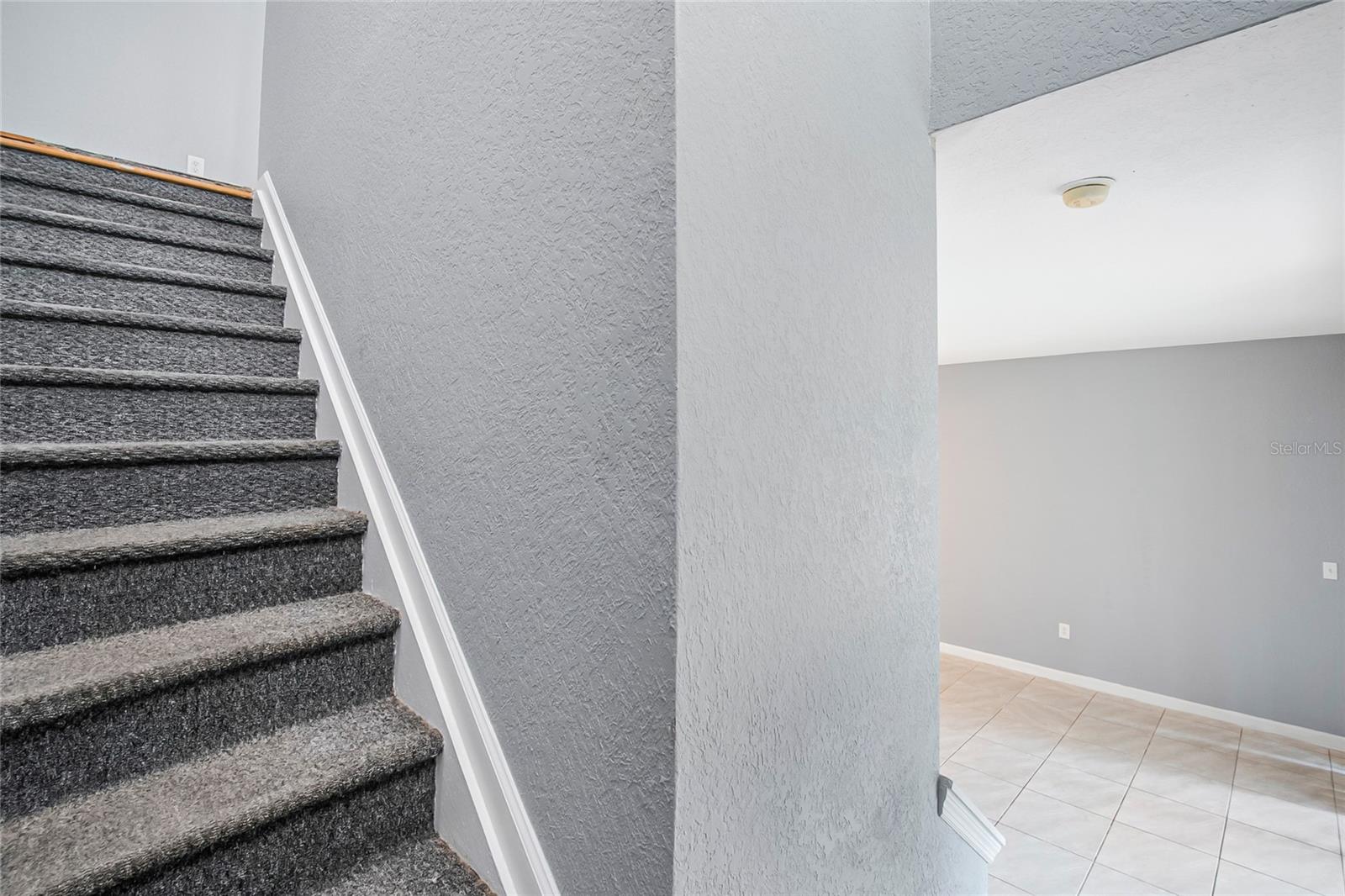 Image 23 of 51 For 3122 Ashland Lane N