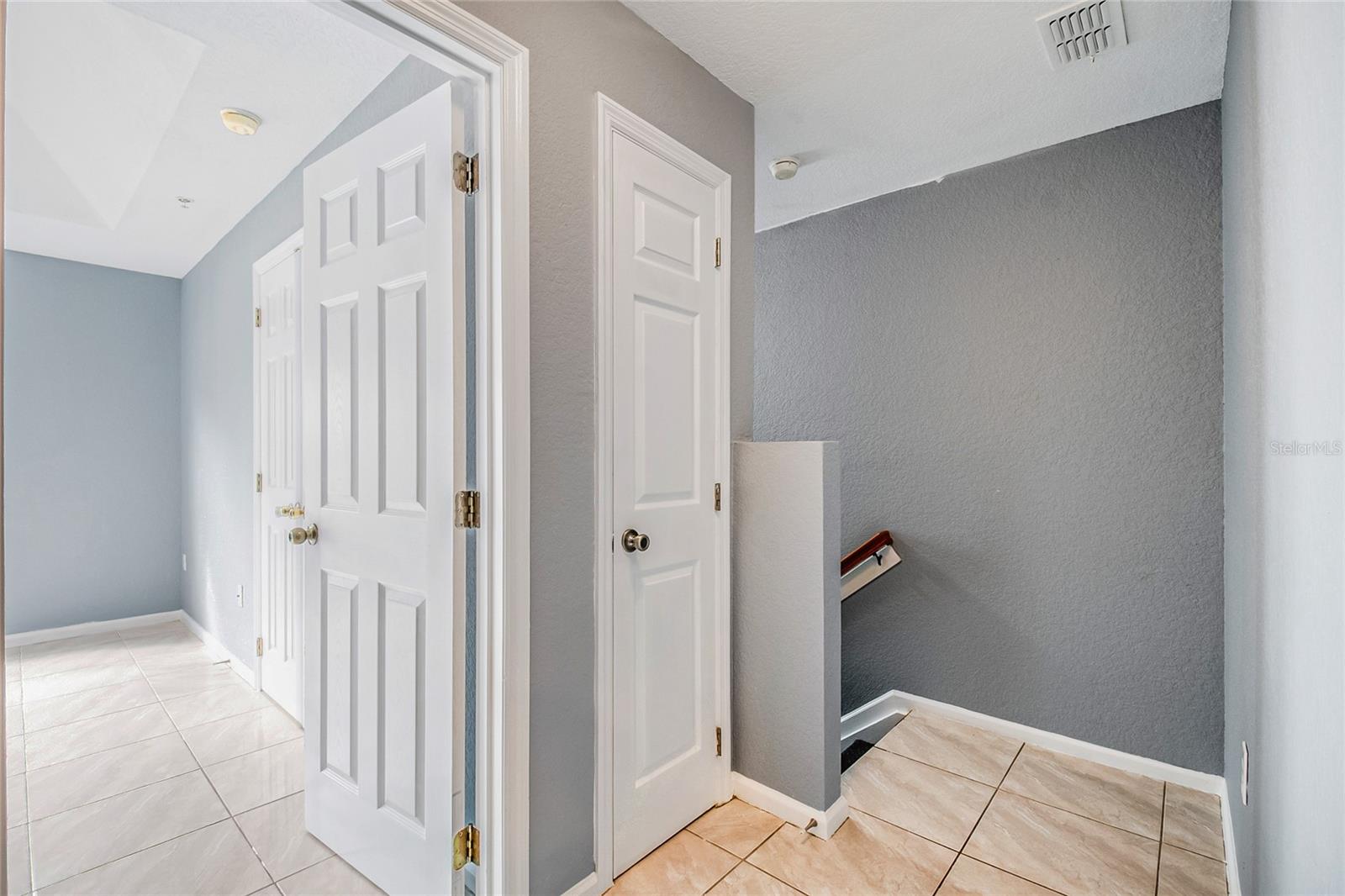 Image 25 of 51 For 3122 Ashland Lane N