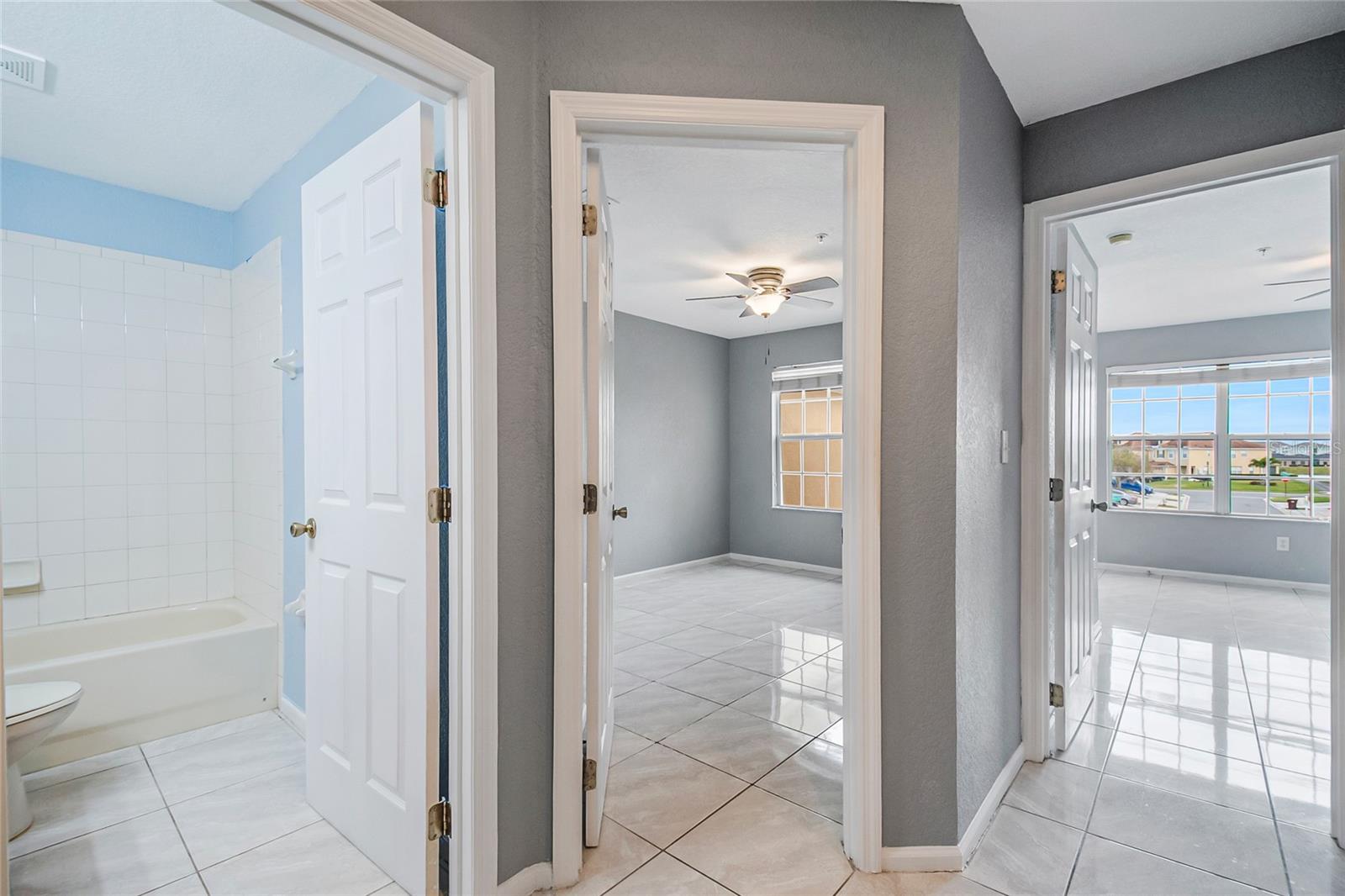 Image 34 of 51 For 3122 Ashland Lane N