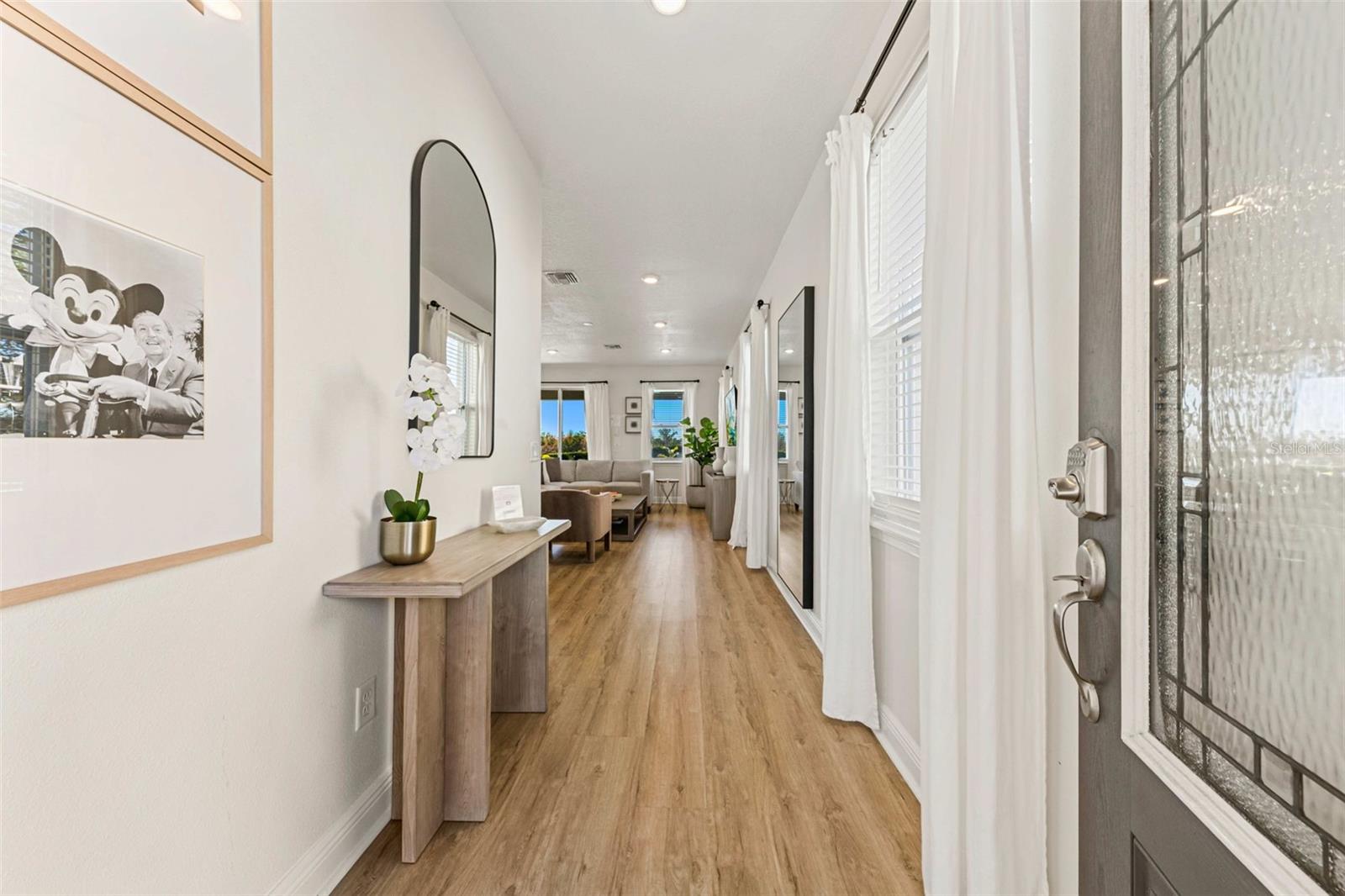 Image 2 of 58 For 284 Southfield Street