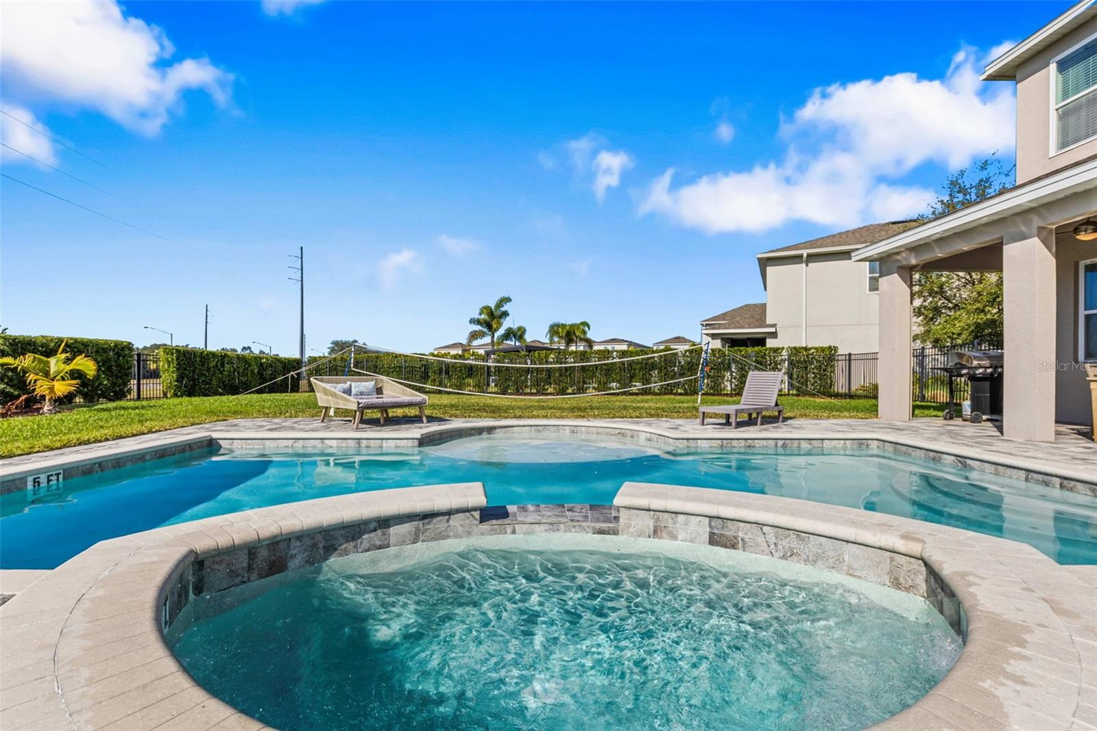 Image 25 of 58 For 284 Southfield Street