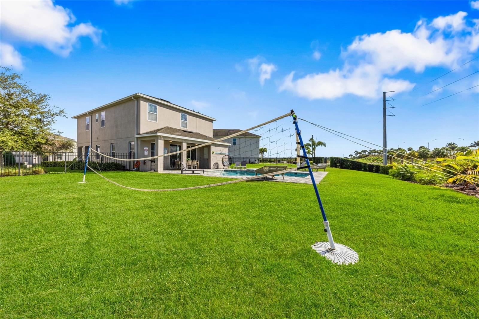 Image 29 of 58 For 284 Southfield Street