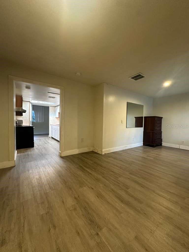 Image 4 of 15 For 322 Wekiwa Springs Road B