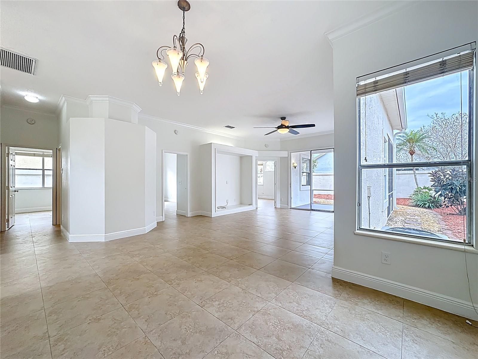 Image 16 of 47 For 14447 Windchime Lane