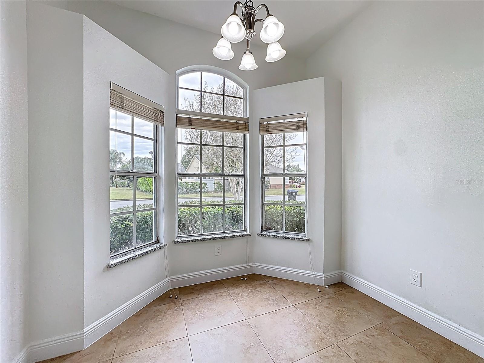 Image 7 of 47 For 14447 Windchime Lane