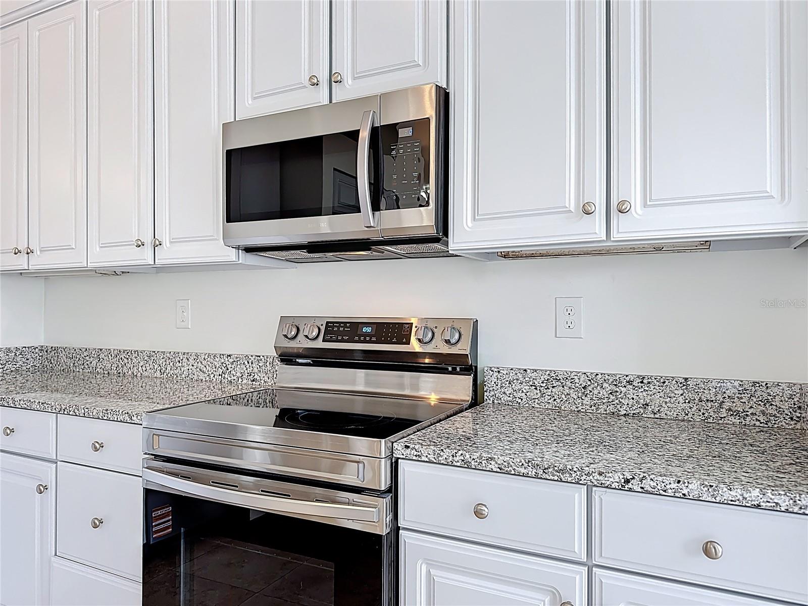 Image 9 of 47 For 14447 Windchime Lane