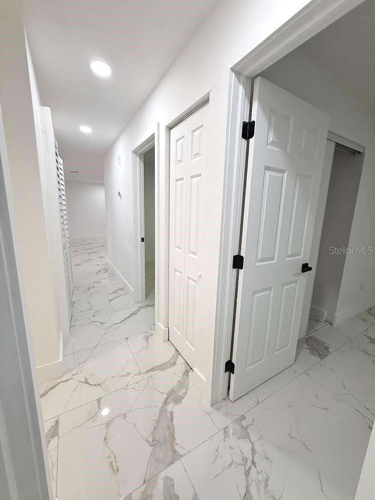 Image 12 of 29 For 1048 Newbern Street Ne