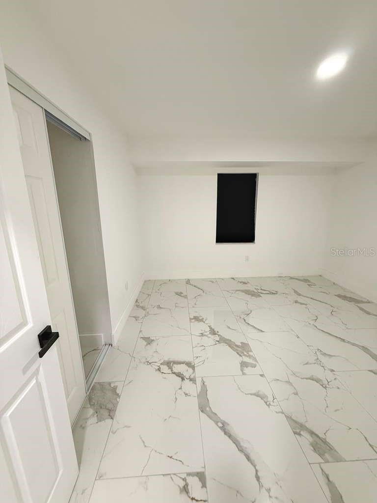 Image 15 of 29 For 1048 Newbern Street Ne