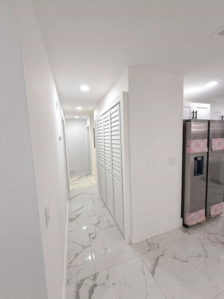 Image 21 of 29 For 1048 Newbern Street Ne