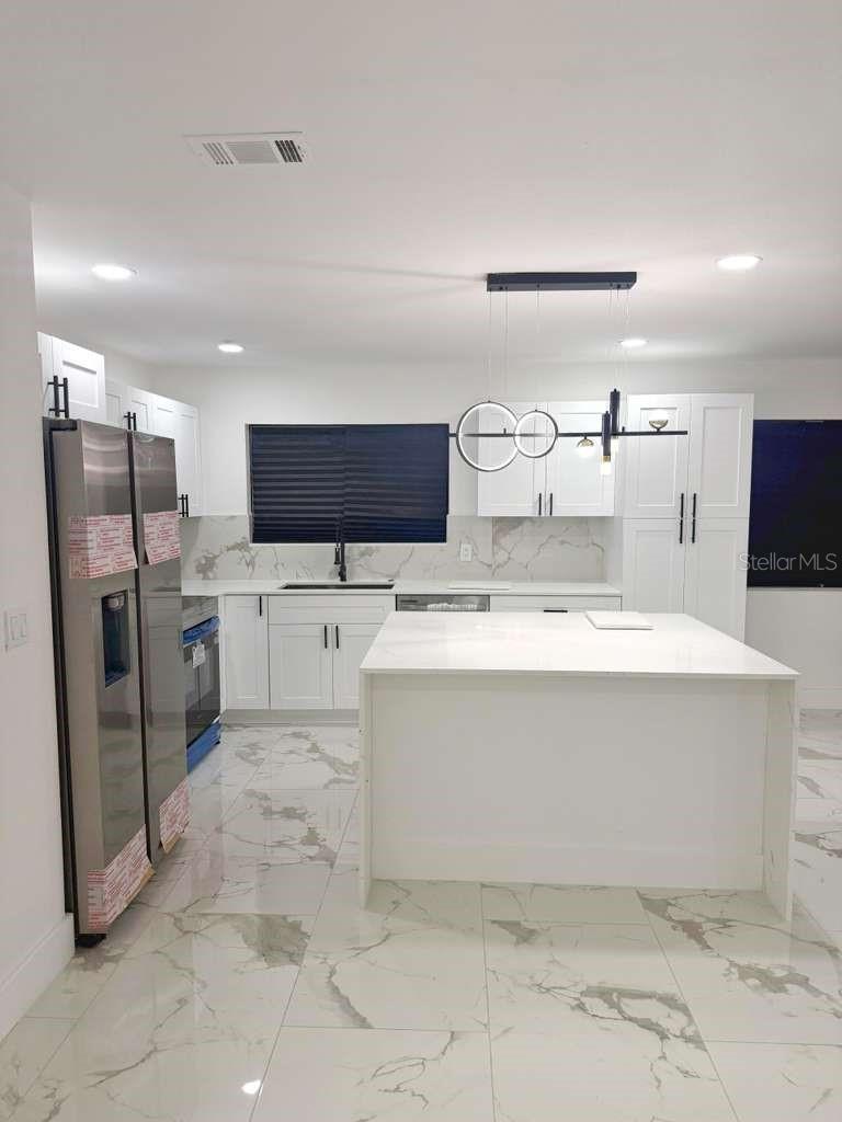 Image 9 of 29 For 1048 Newbern Street Ne