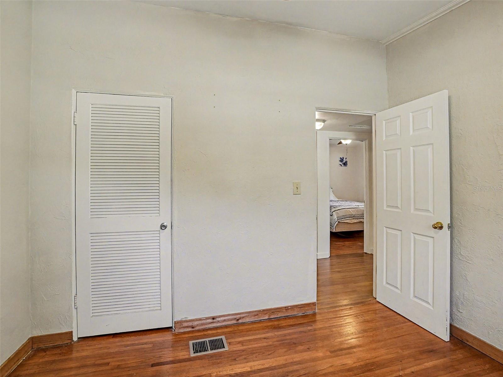 Image 15 of 37 For 3108 Harrison Avenue