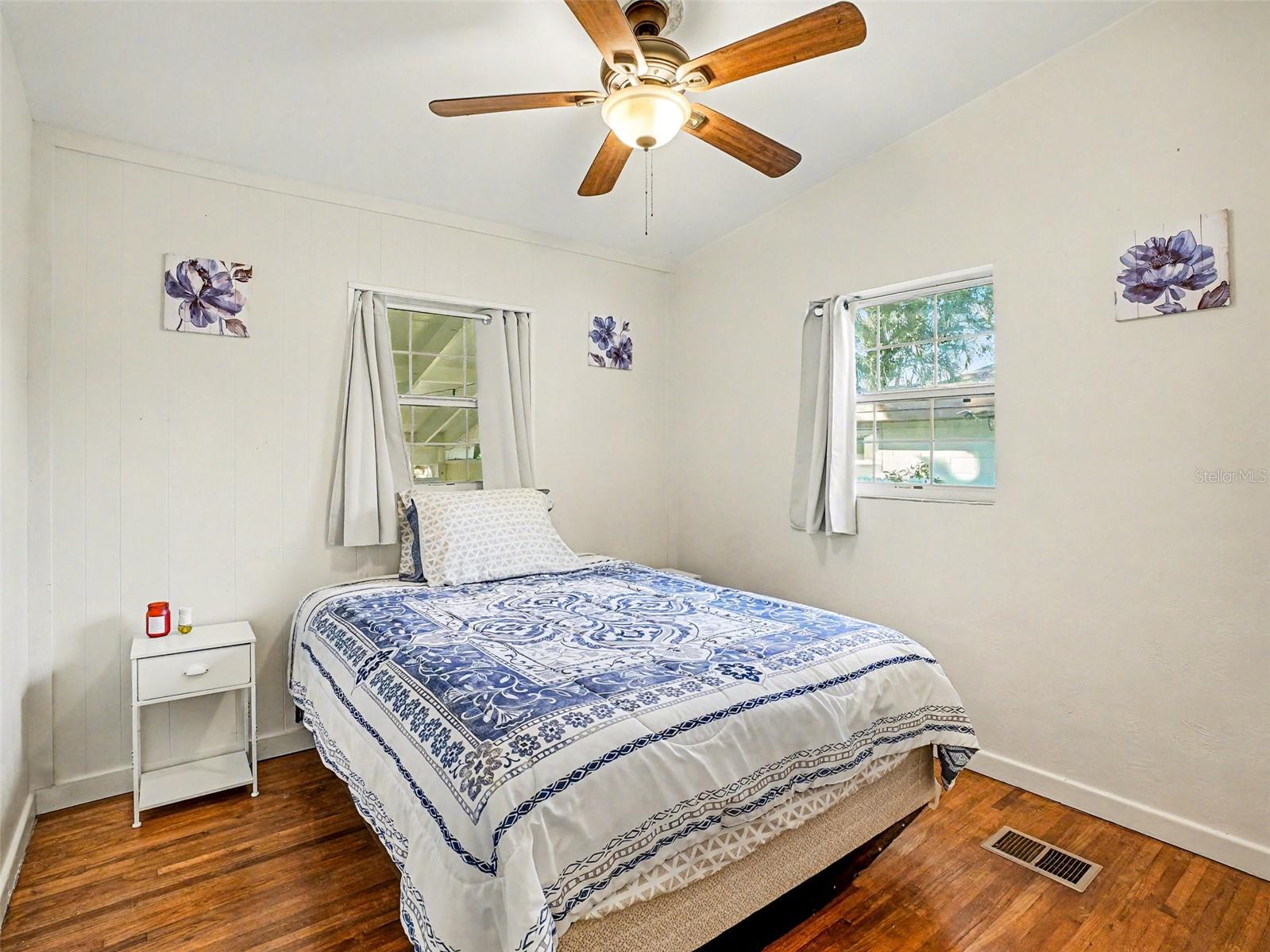 Image 18 of 37 For 3108 Harrison Avenue