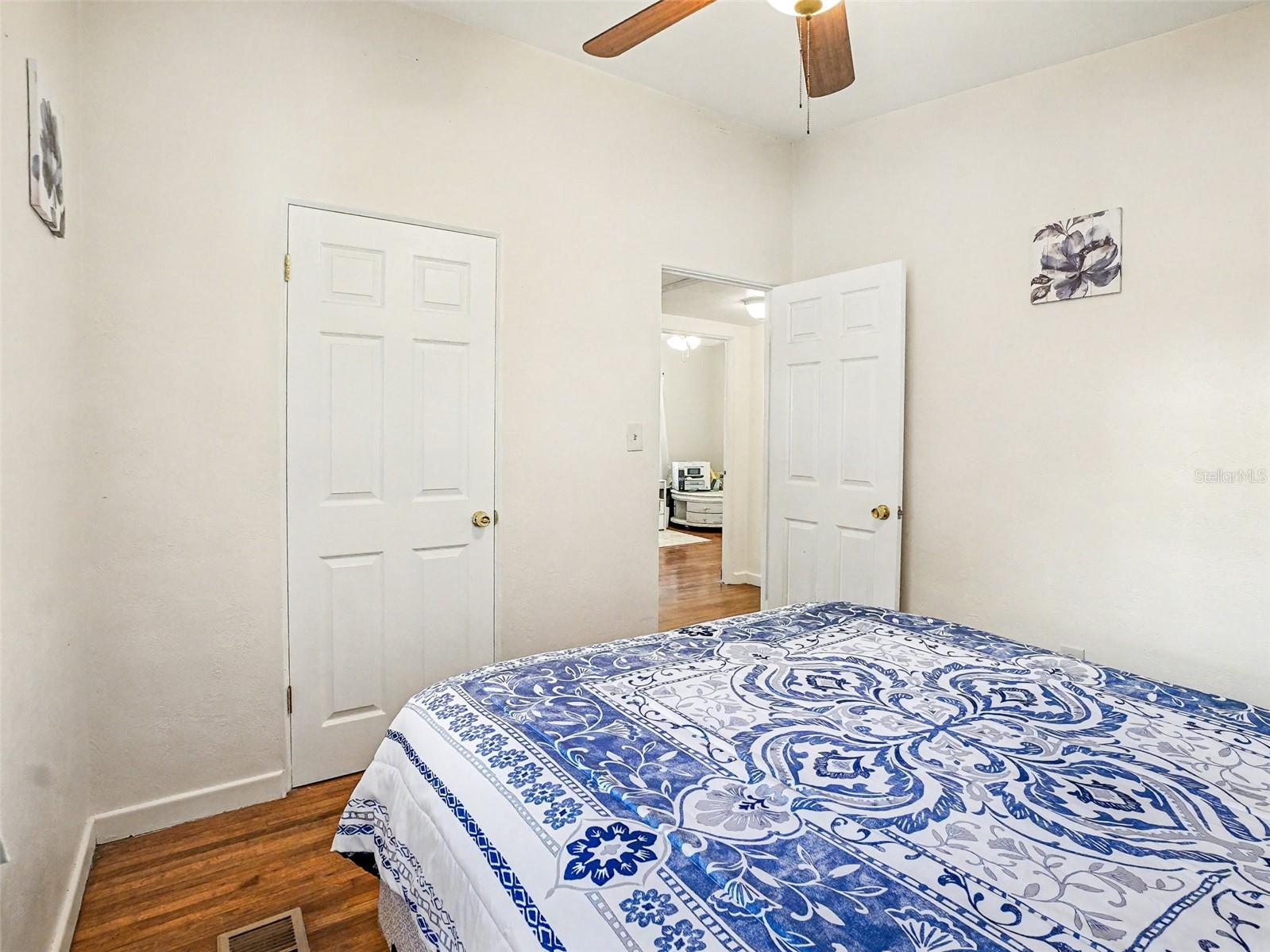 Image 19 of 37 For 3108 Harrison Avenue