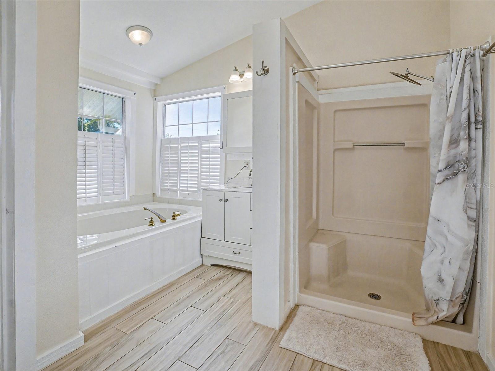 Image 25 of 37 For 3108 Harrison Avenue