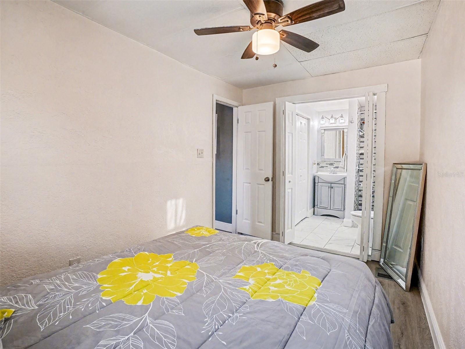 Image 27 of 37 For 3108 Harrison Avenue