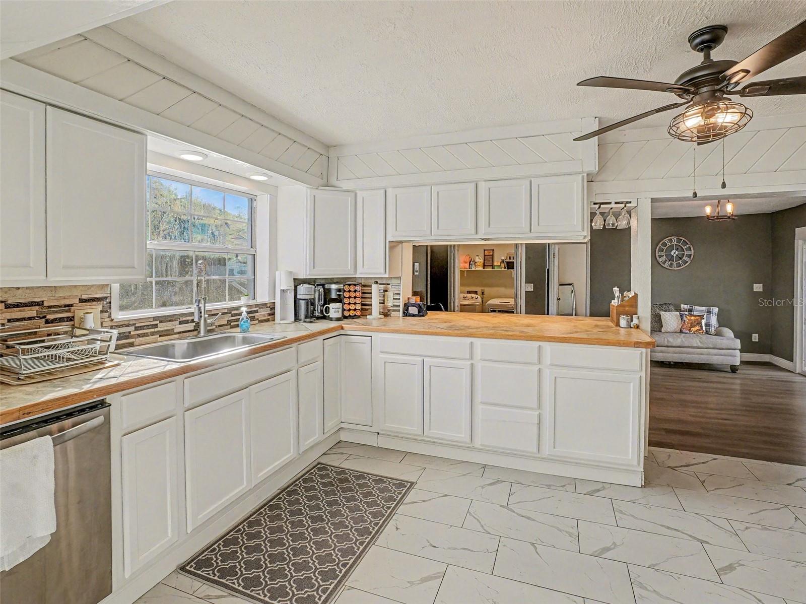 Image 9 of 37 For 3108 Harrison Avenue