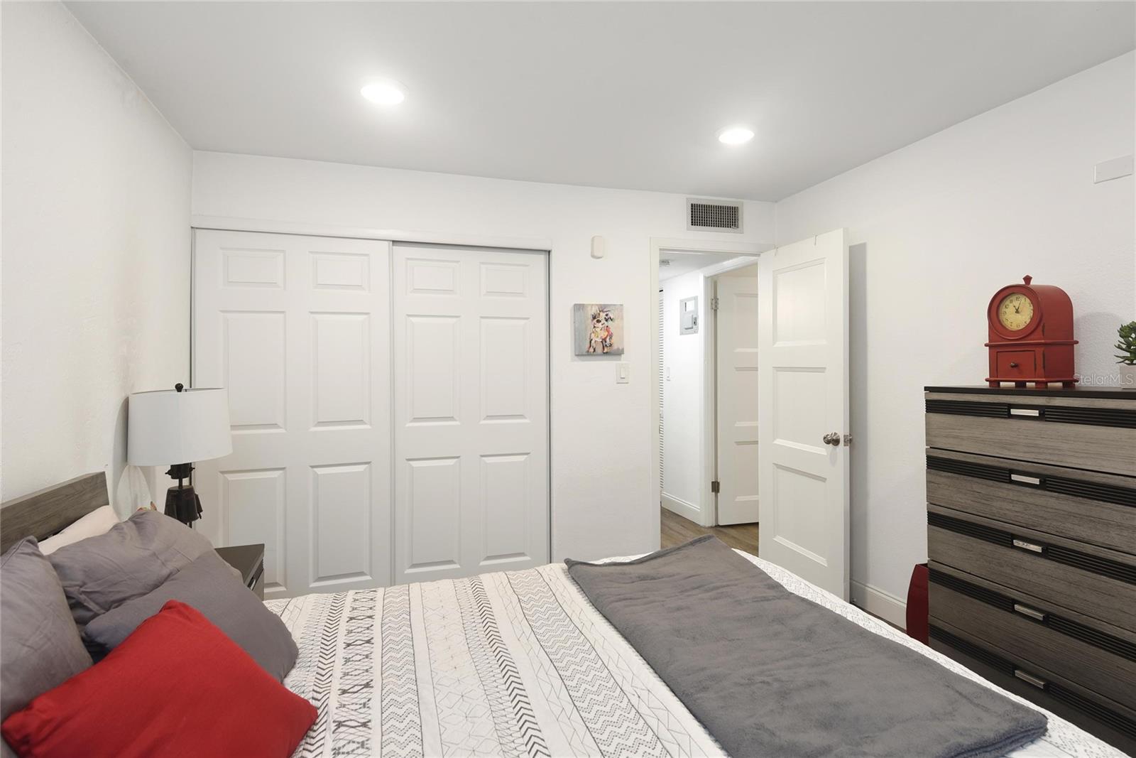 Image 21 of 25 For 101 Interlachen Avenue 104