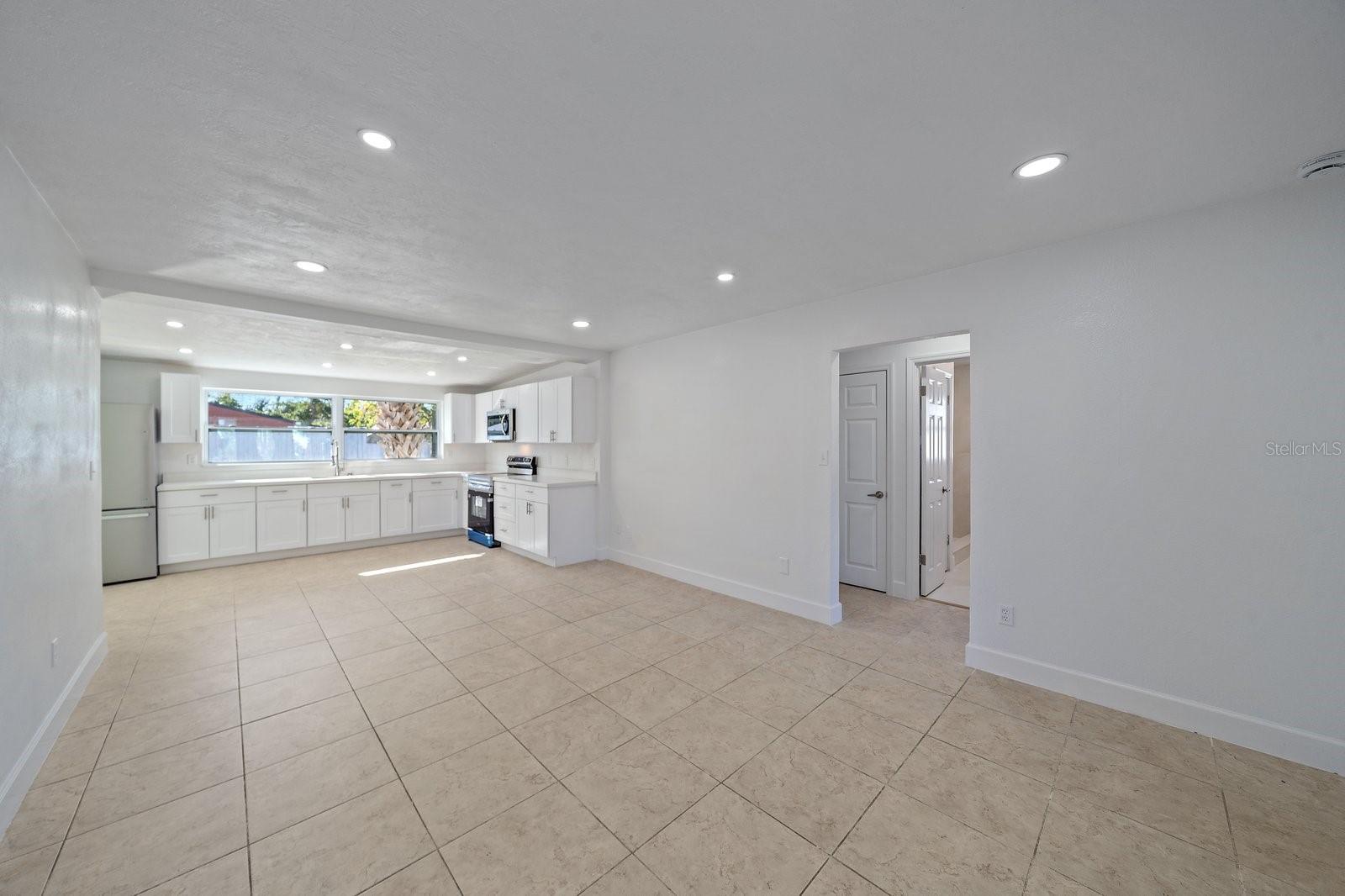 Image 9 of 25 For 2138 Pine Terrace