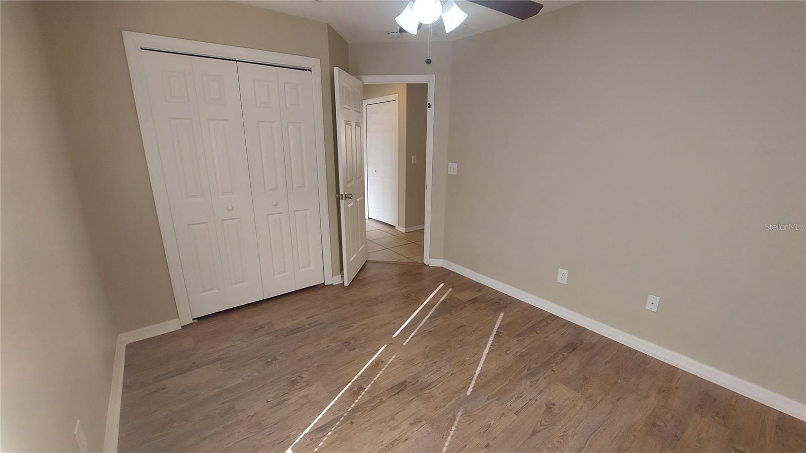 Image 13 of 31 For 11208 Summer Star Drive