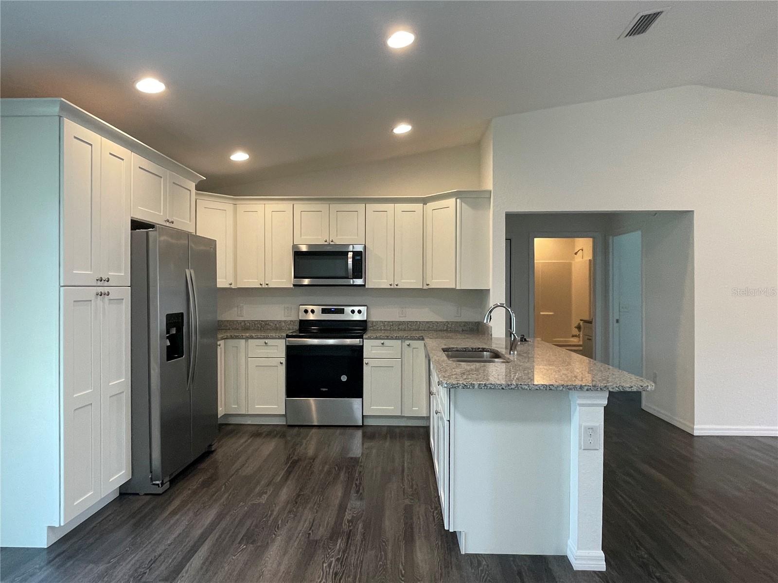 Image 19 of 20 For 15 Larch Course