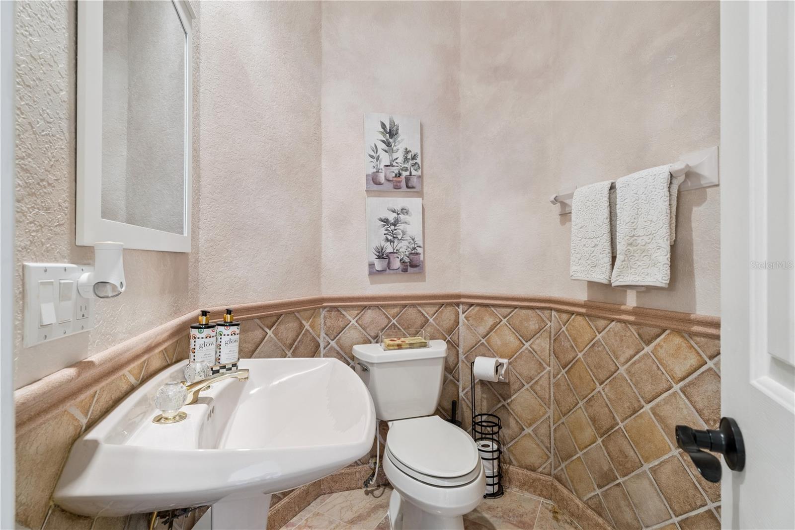 Image 27 of 36 For 9054 Shawn Park Place