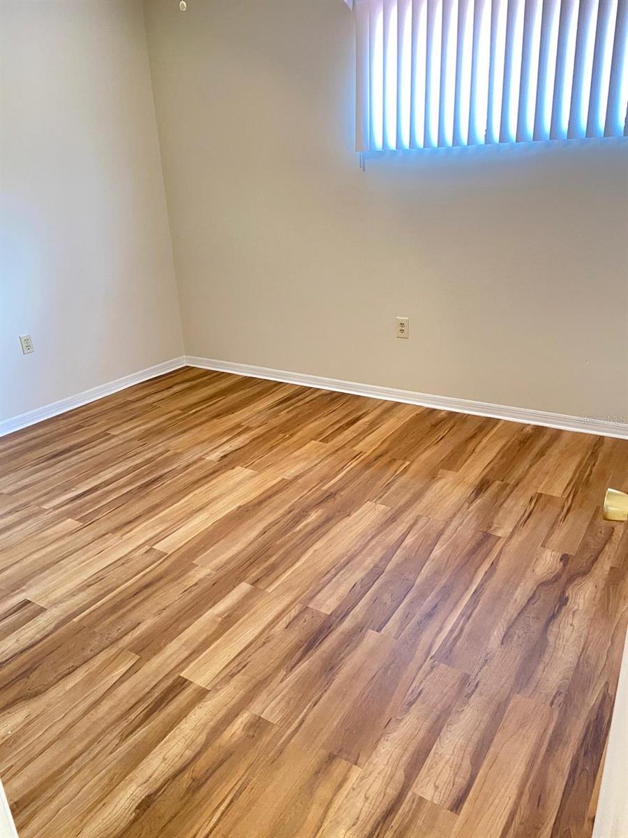 Image 11 of 16 For 5061 Ernst Court 11